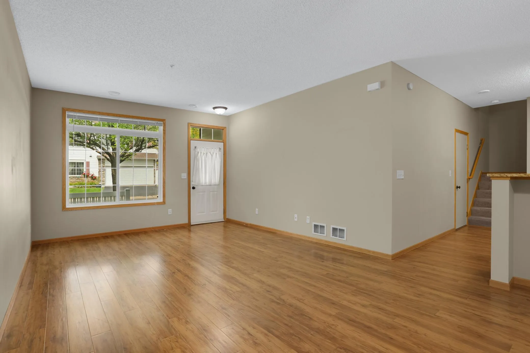 Photo 8 of 4703 Blaine Avenue