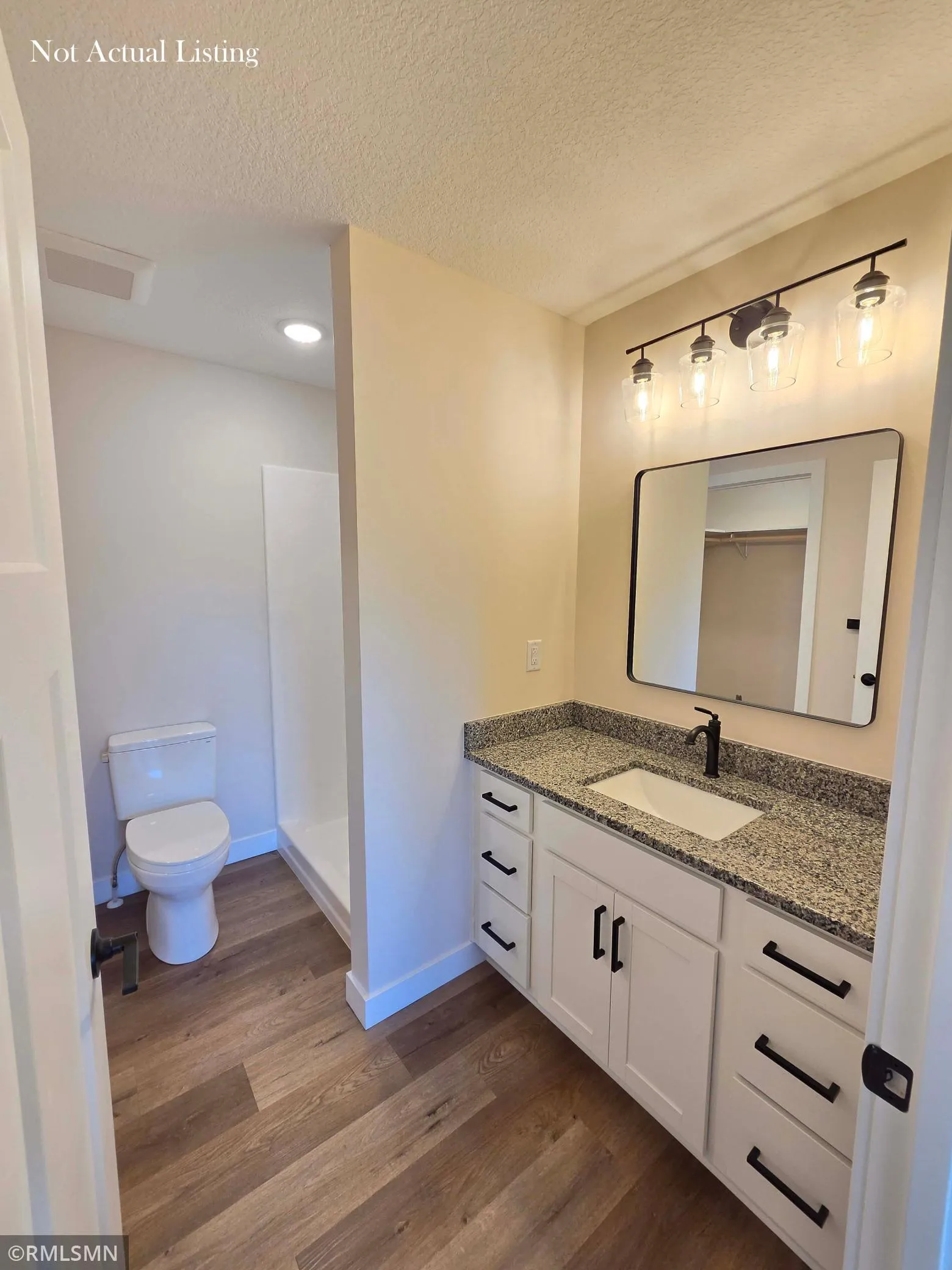 Photo 11 of 418 Finvold Street