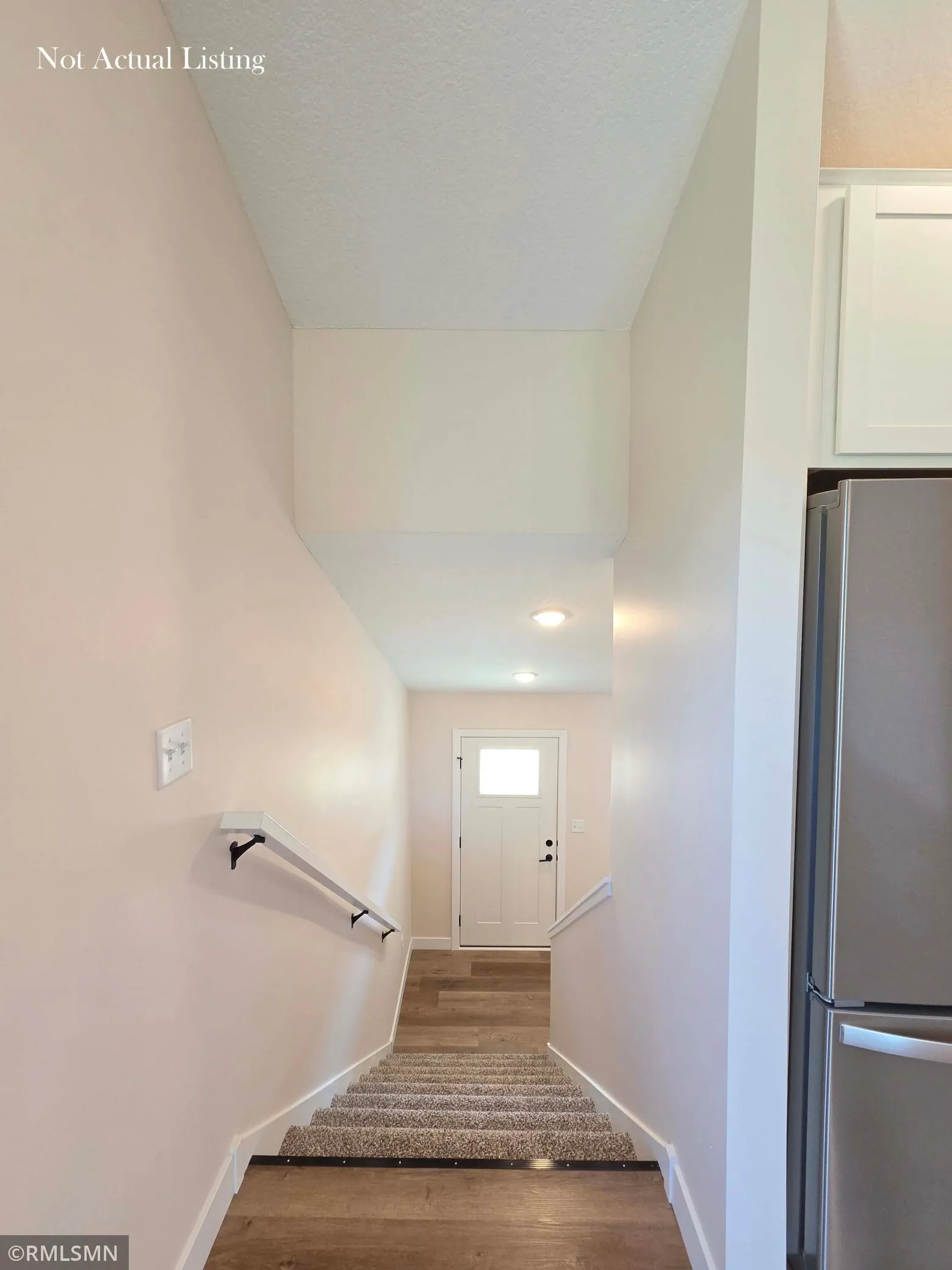 Photo 16 of 418 Finvold Street