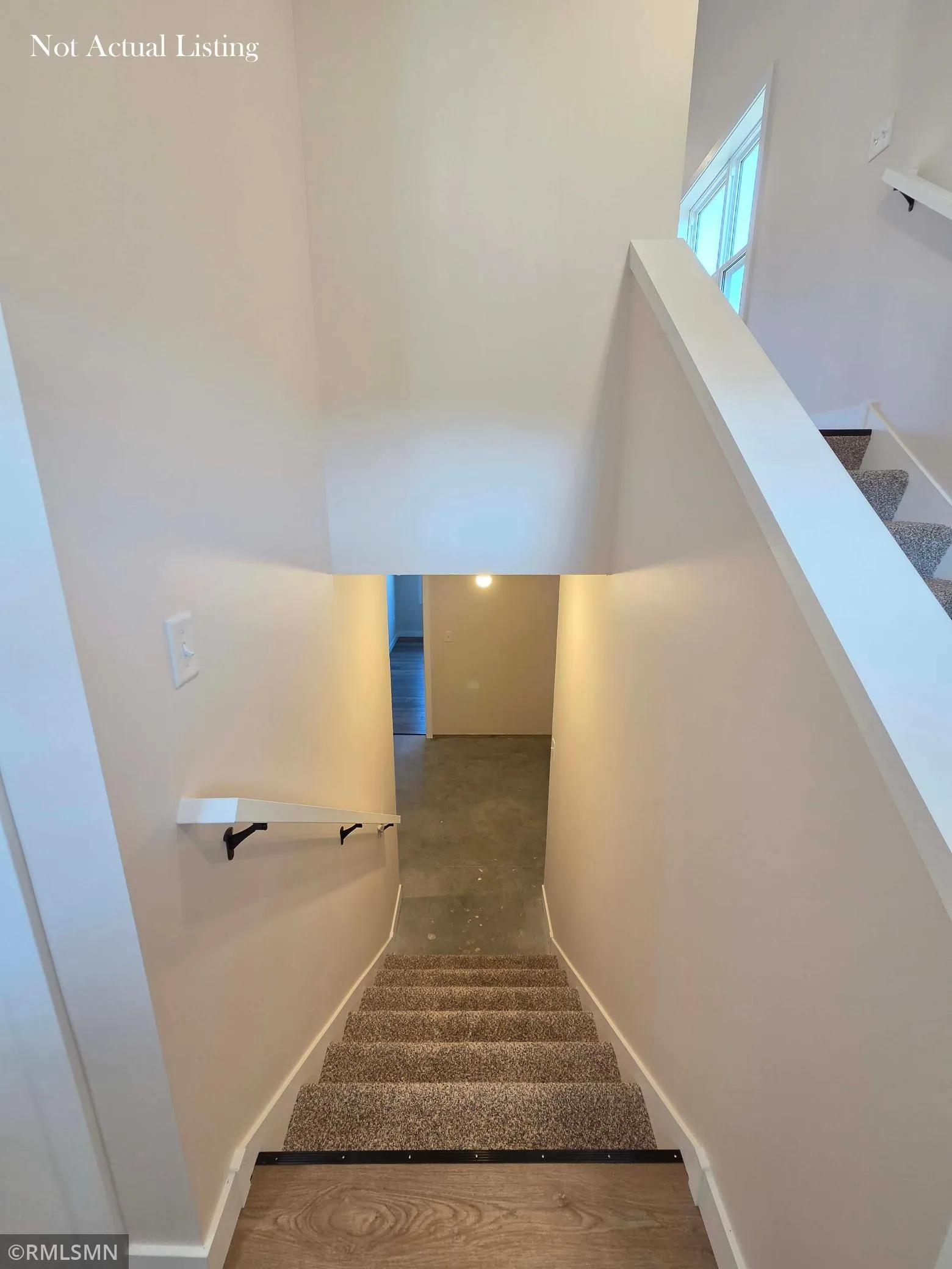 Photo 15 of 418 Finvold Street