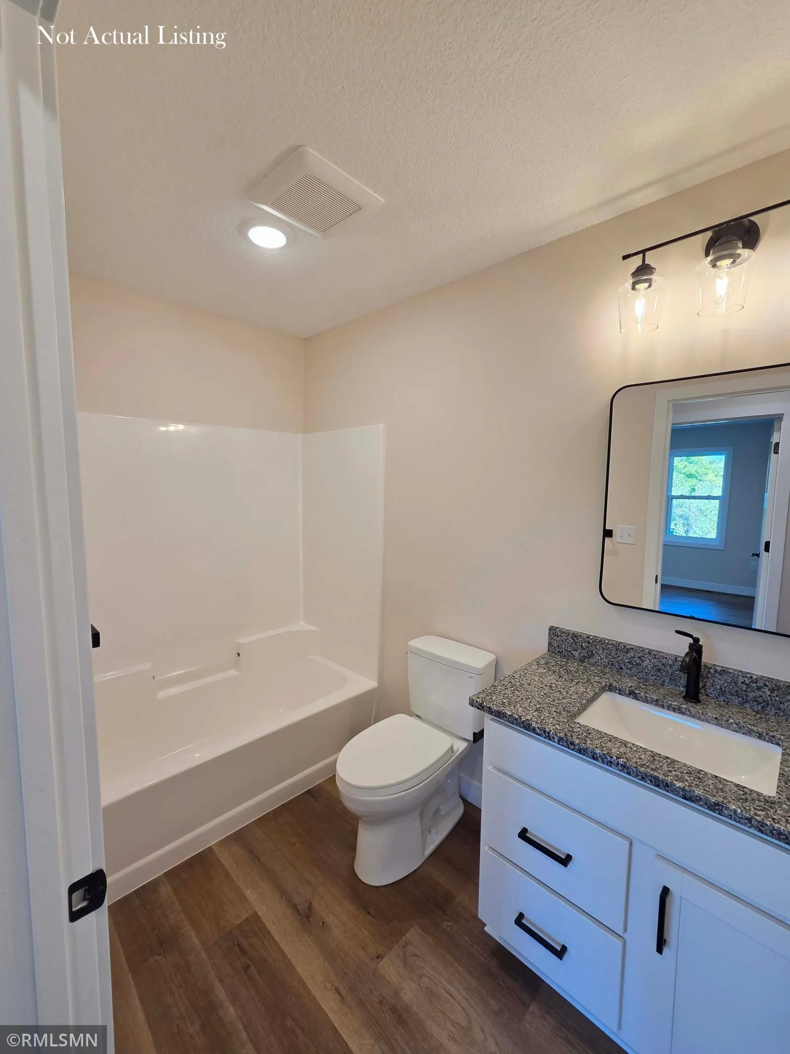 Photo 13 of 418 Finvold Street