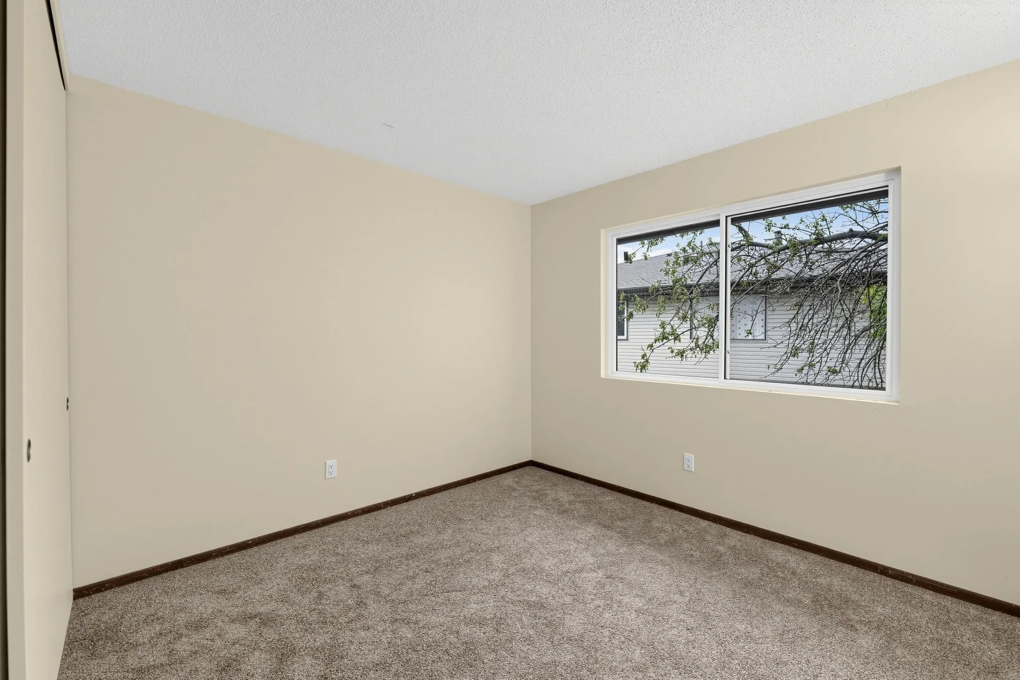 Photo 17 of 6444 84th N Court