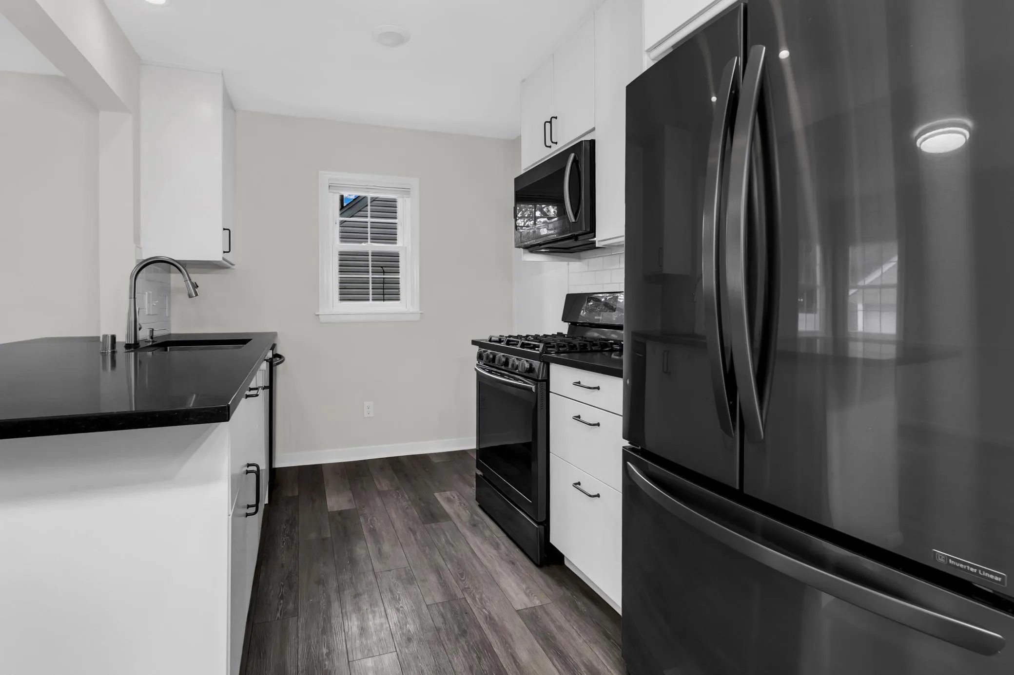Photo 9 of 7613 W Lake Street