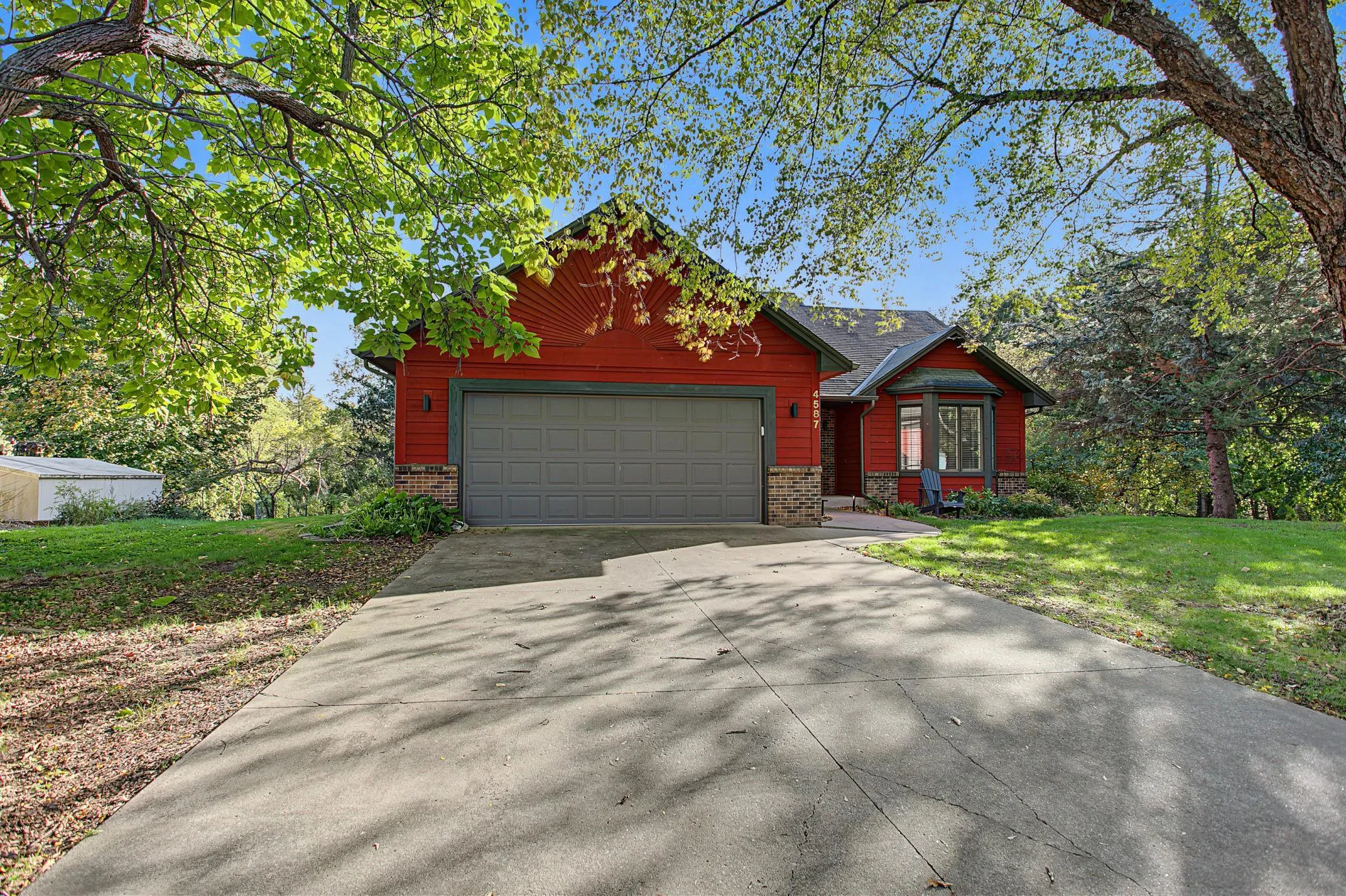 Photo 5 of 4587 River Bend Place