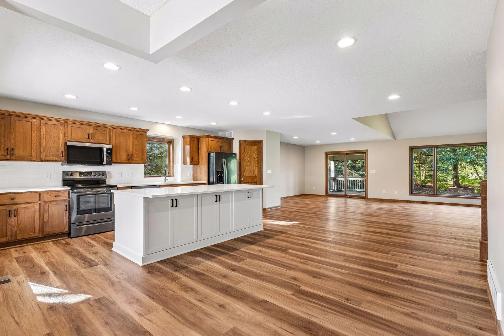 Photo 7 of 9813 Wedgewood Circle