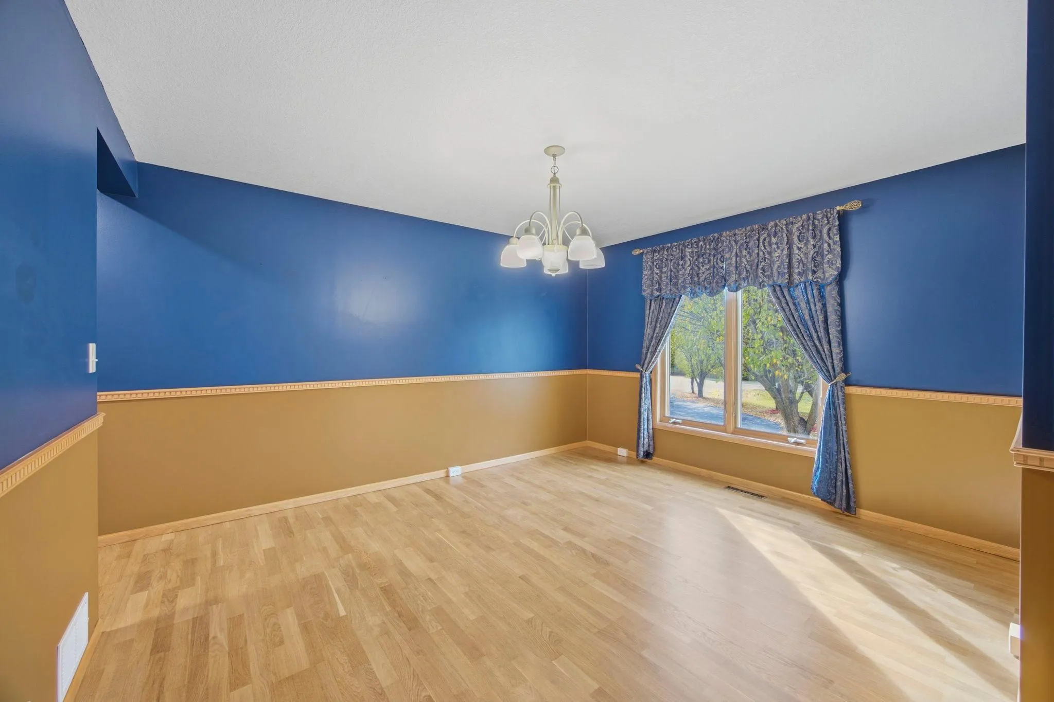 Photo 9 of 4951 121st Ne Avenue