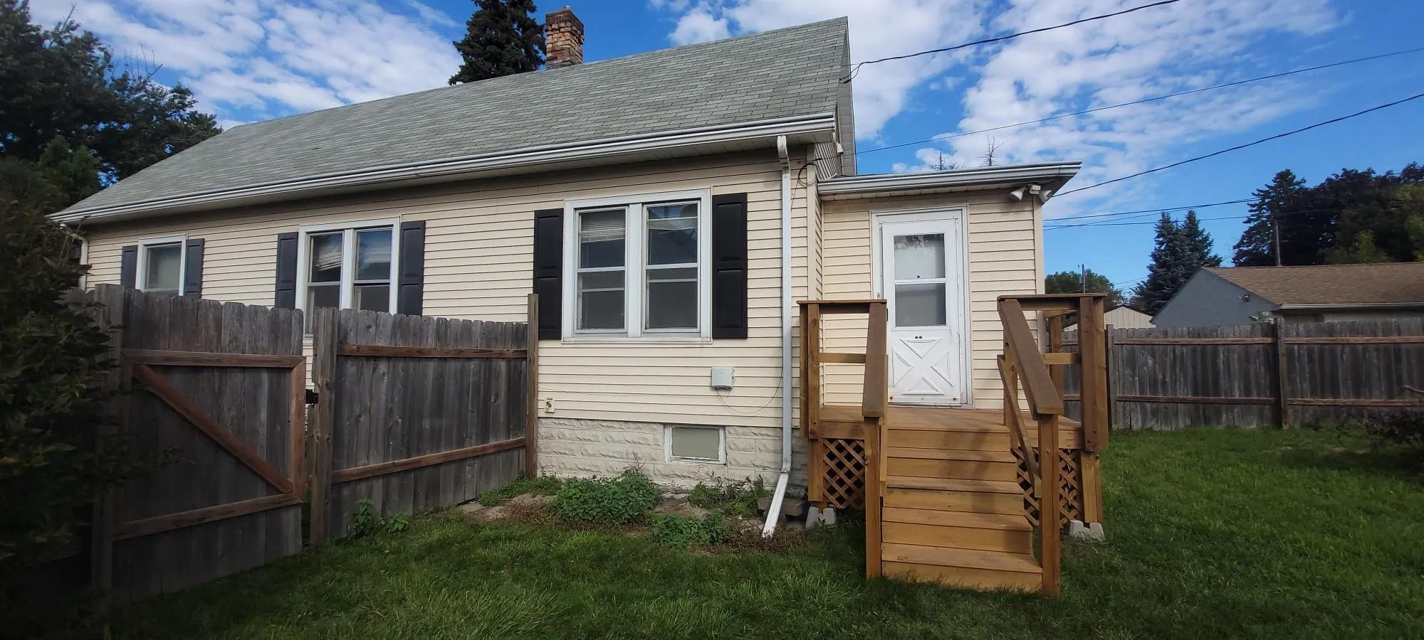 Photo 21 of 2819 Grand Ne Street