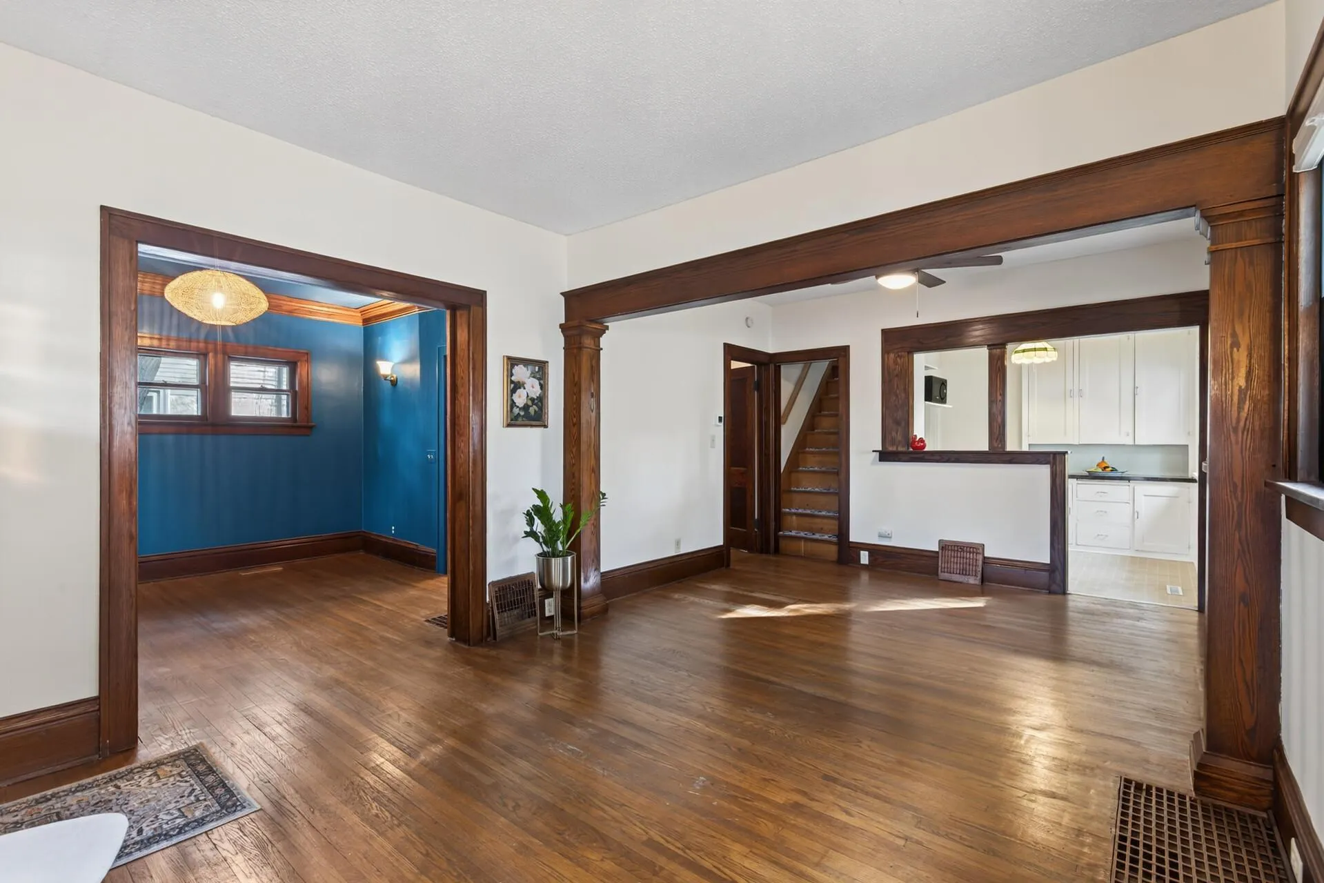 Photo 7 of 4151 2nd S Avenue