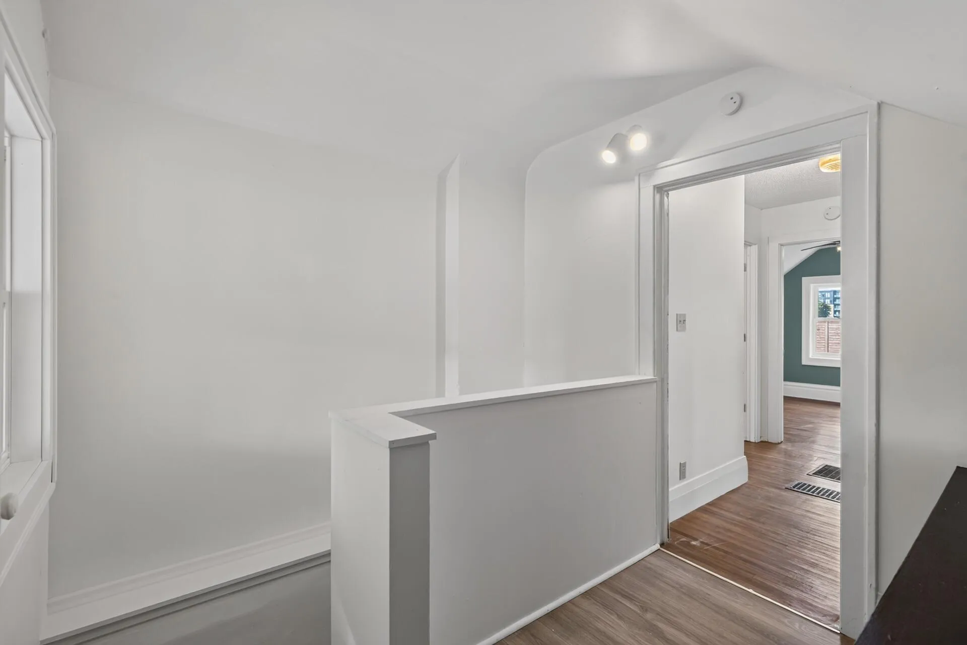Photo 17 of 4151 2nd S Avenue