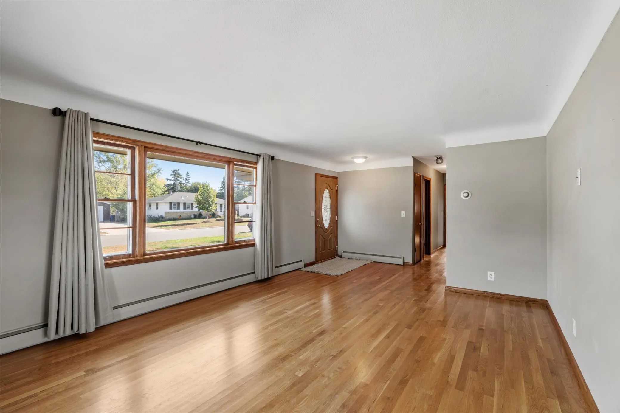 Photo 3 of 5641 Regent N Avenue