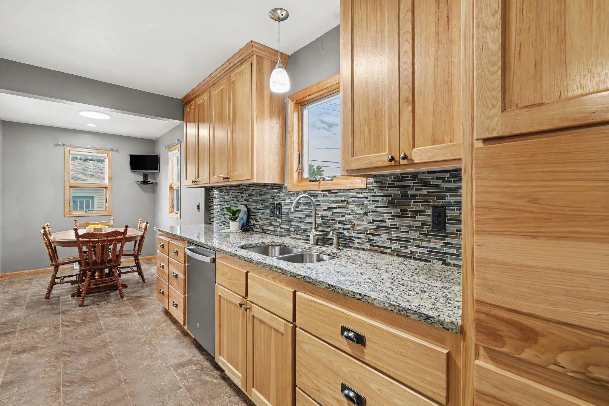 Photo 10 of 233 5th Ne Avenue