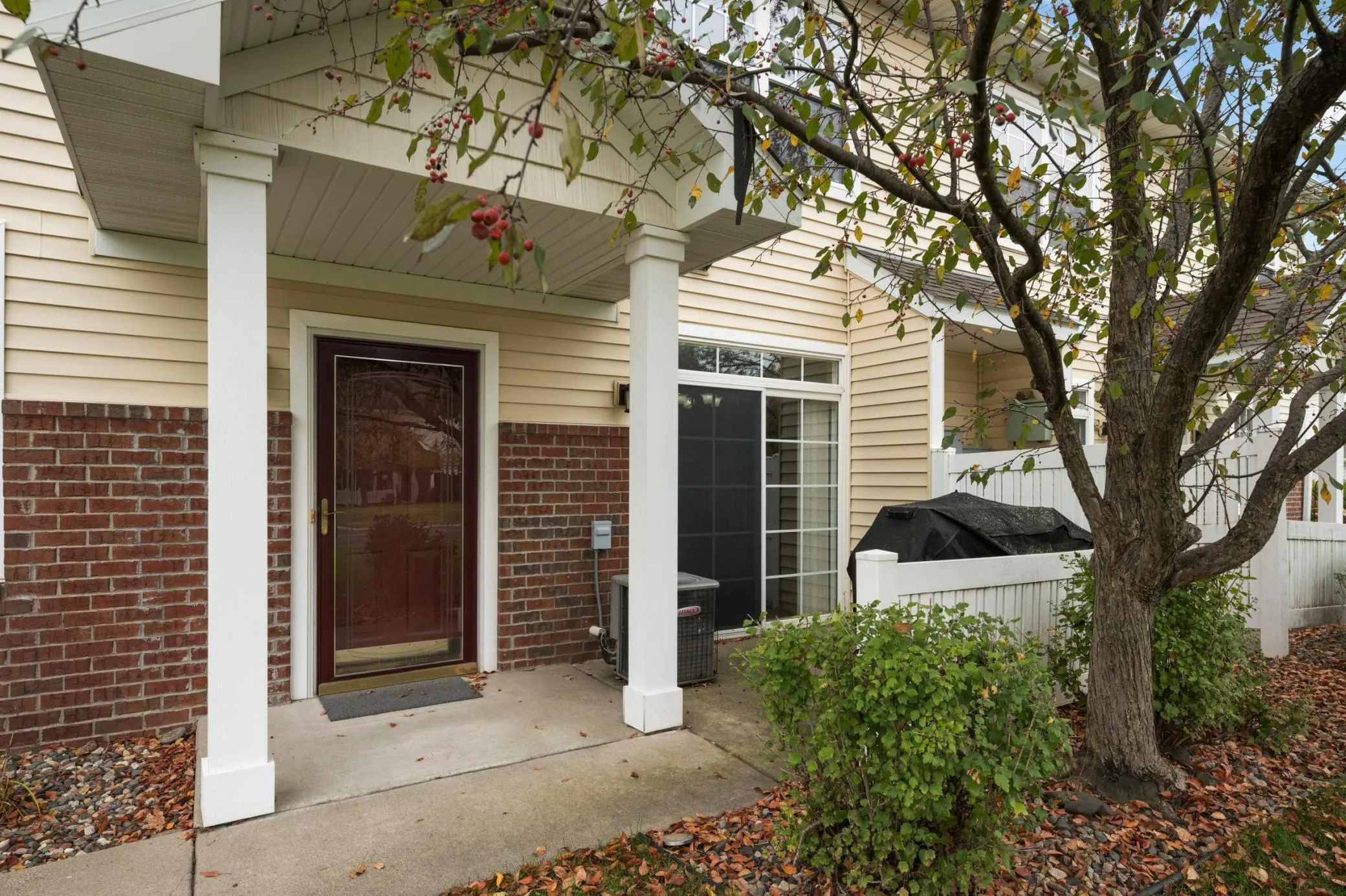 Photo 4 of 5370 172nd W Street Unit 703