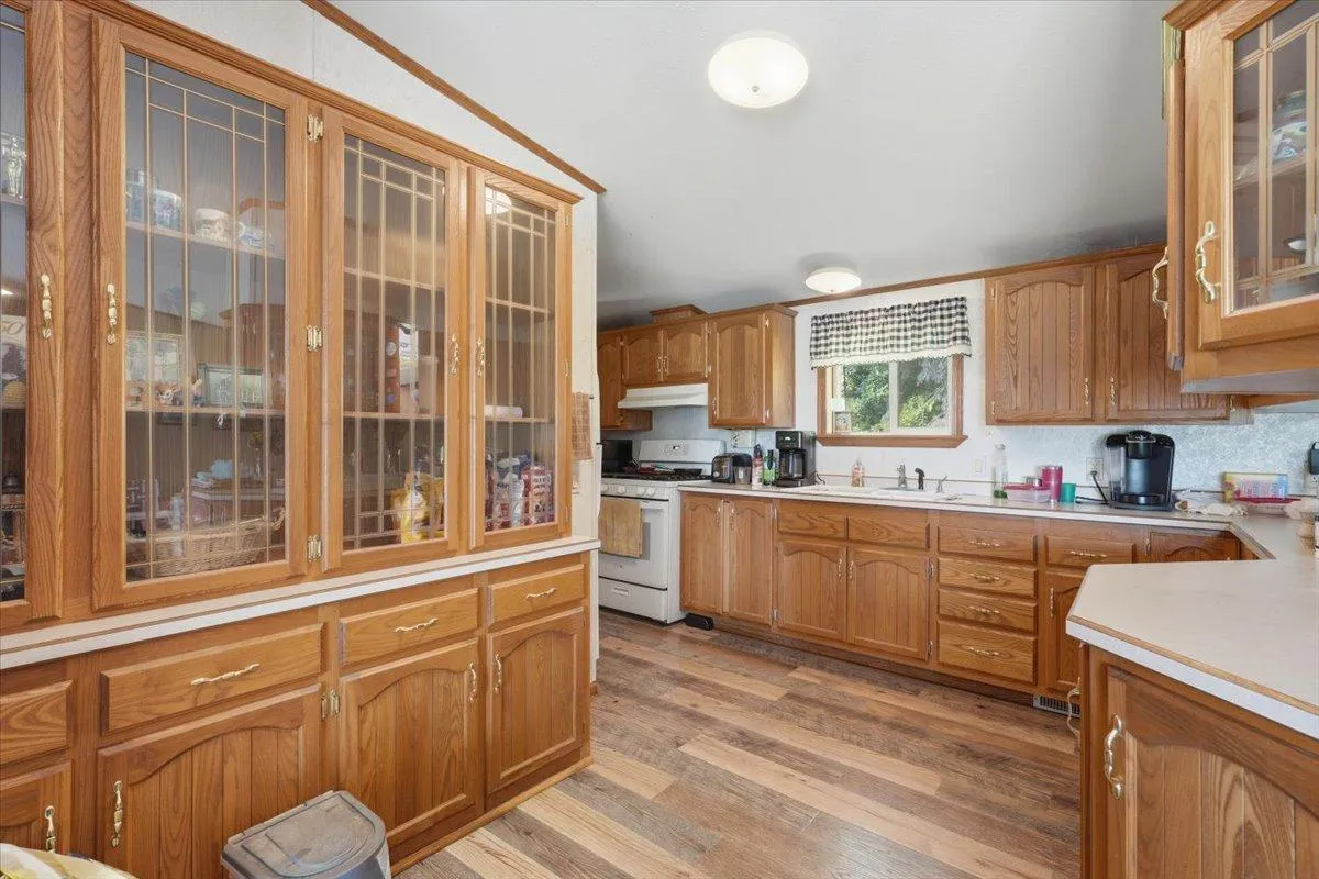 Photo 6 of 1041 220th Avenue