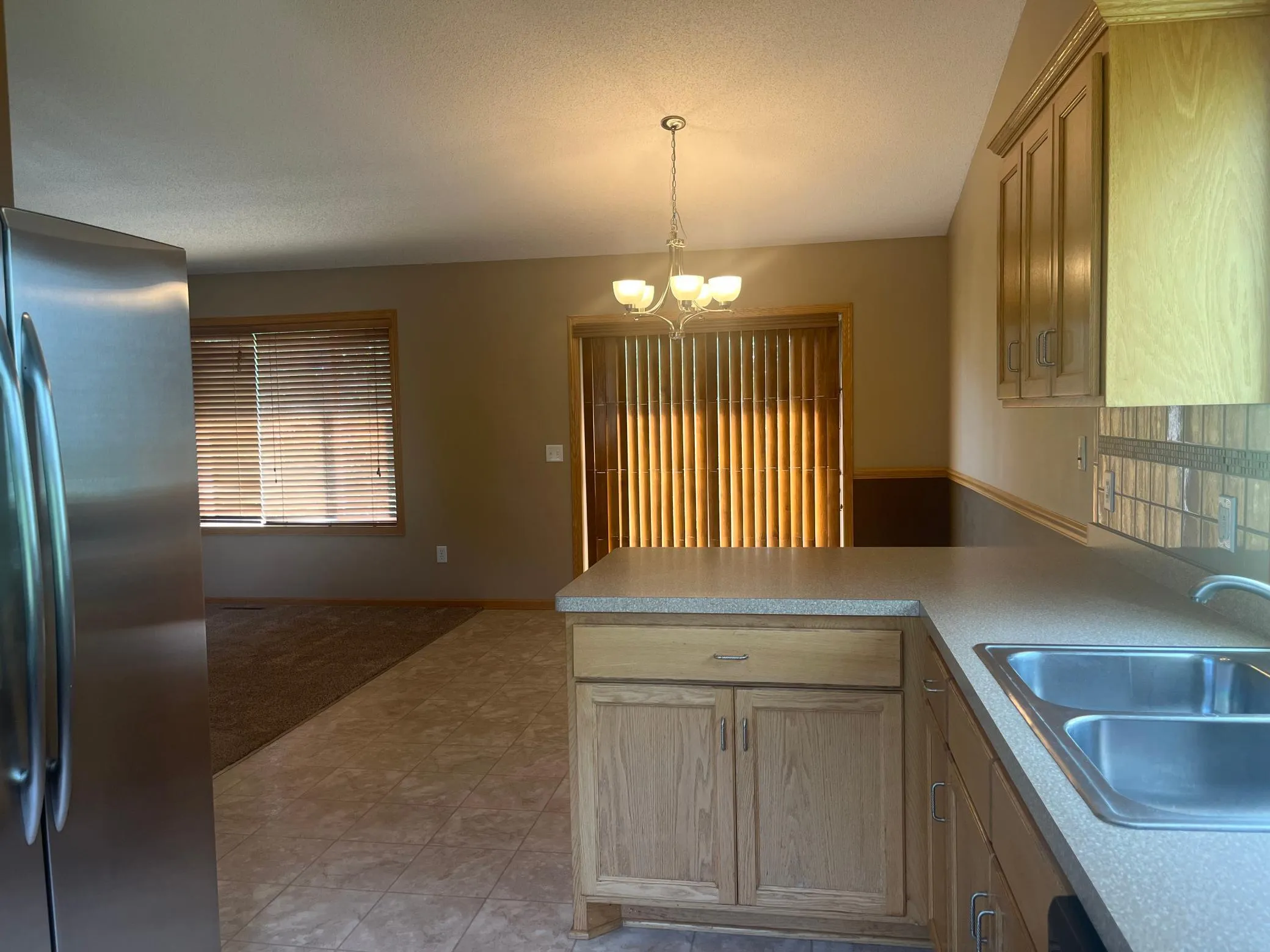 Photo 5 of 7776 Large Ne Avenue
