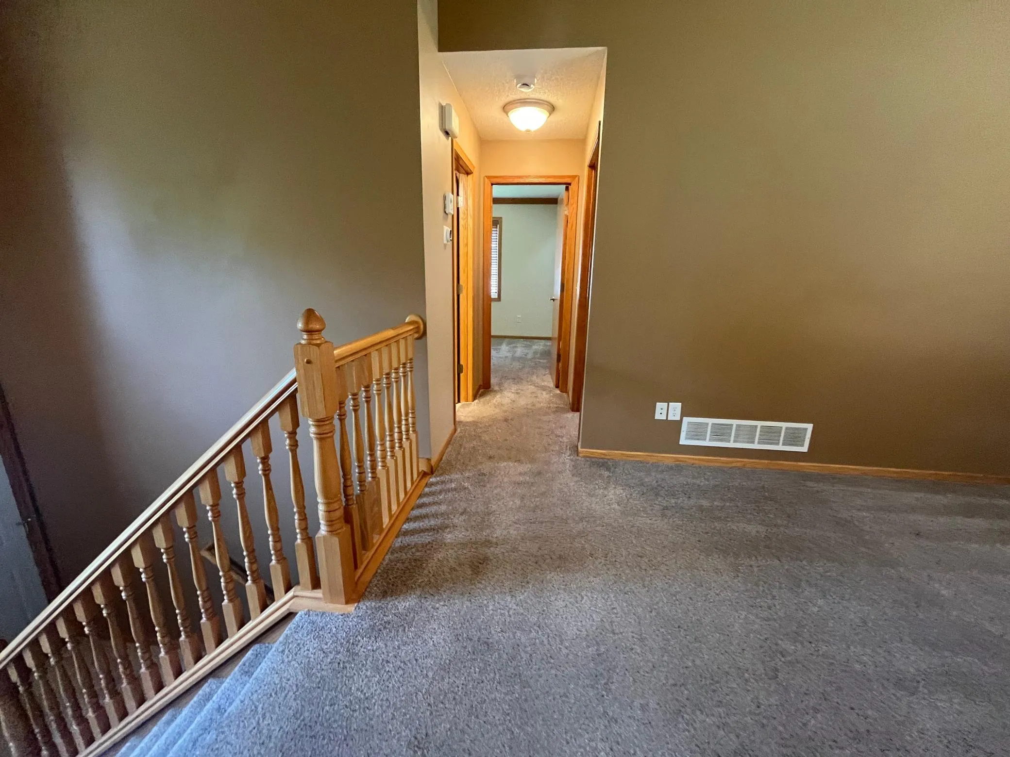 Photo 9 of 7776 Large Ne Avenue