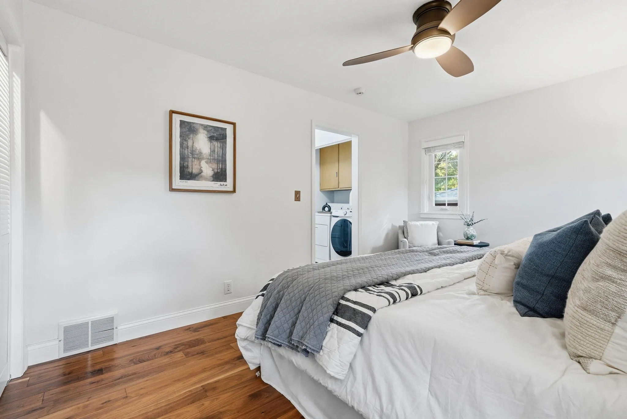 Photo 31 of 1101 W 53rd Street