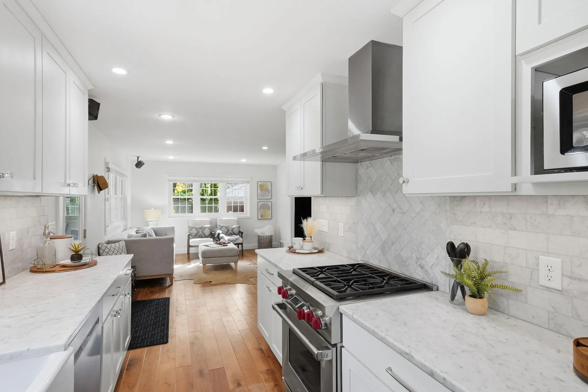 Photo 19 of 1101 W 53rd Street