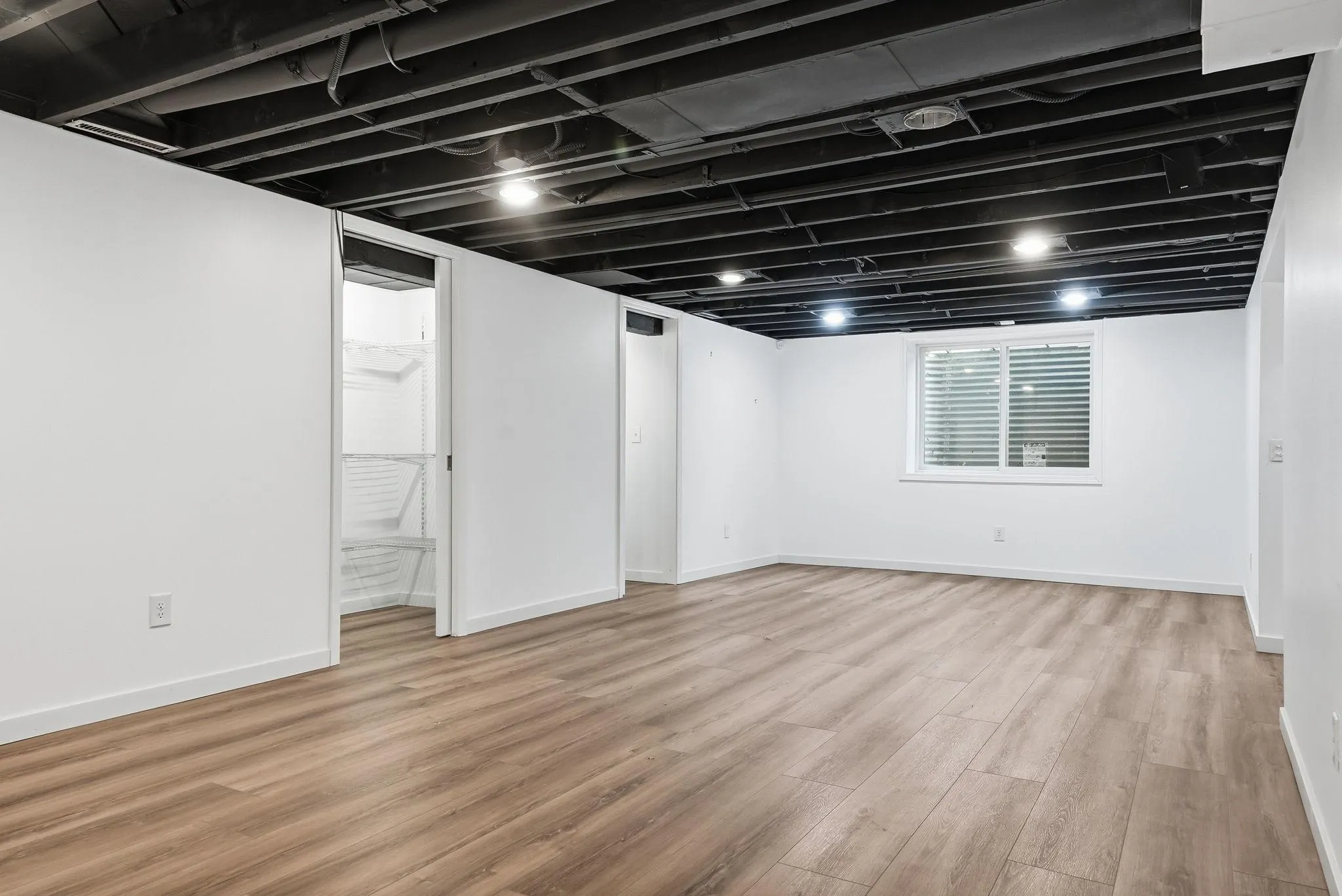 Photo 57 of 1101 W 53rd Street