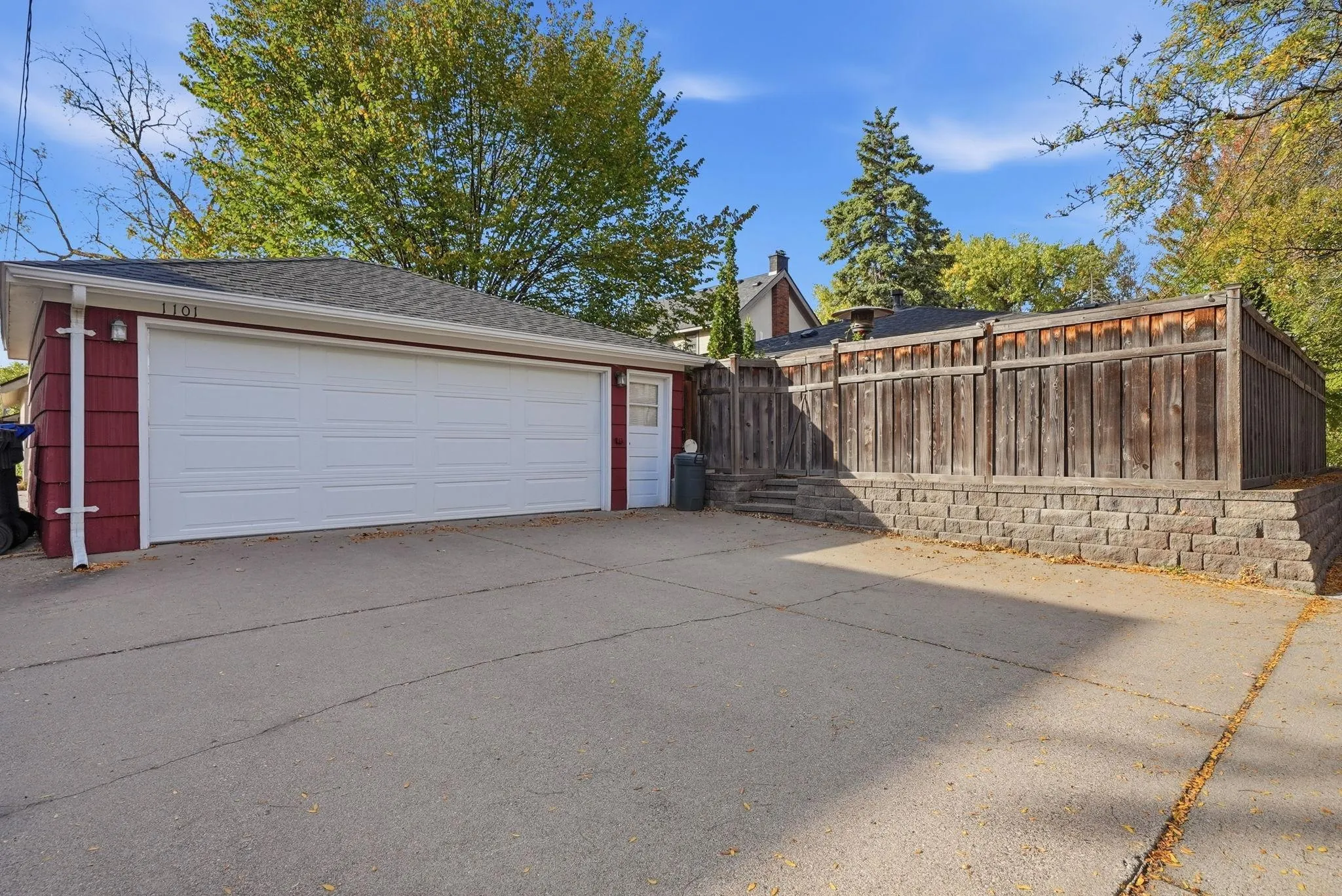 Photo 71 of 1101 W 53rd Street
