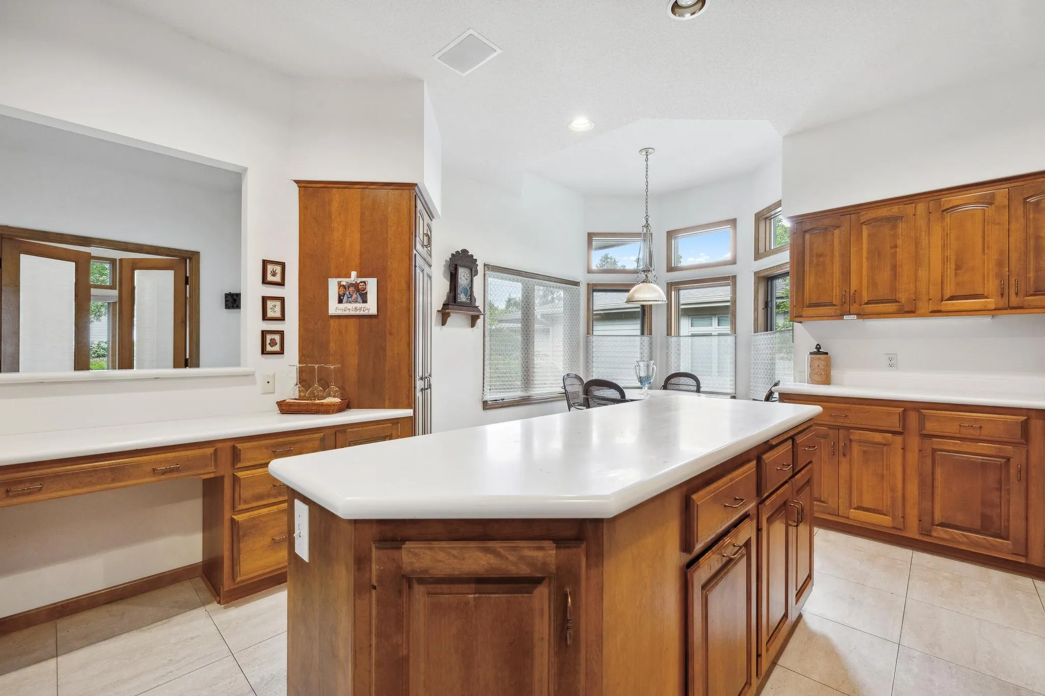 Photo 4 of 8991 Ferndale Lane