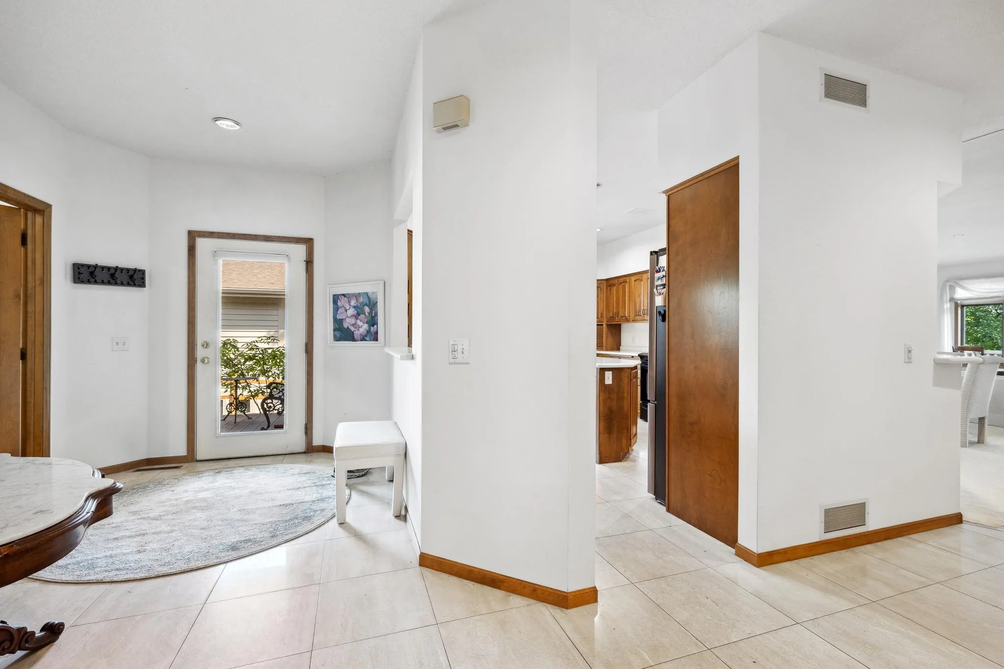 Photo 2 of 8991 Ferndale Lane