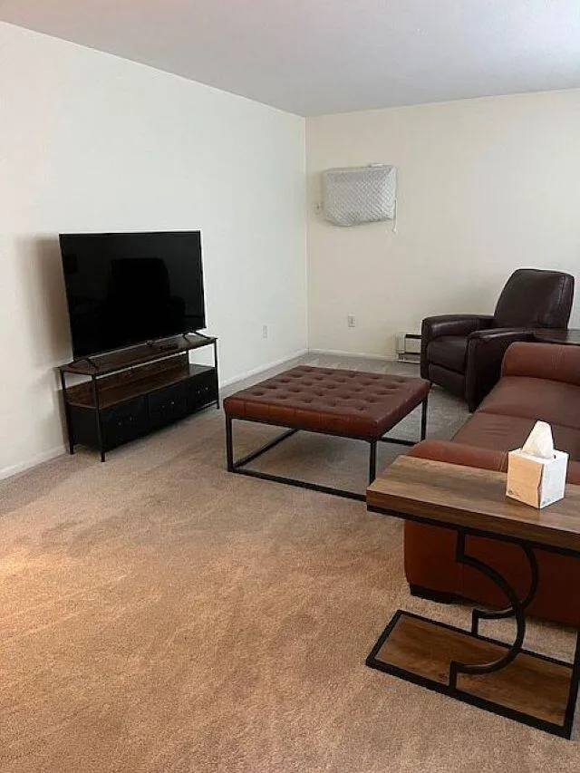 Photo 18 of 4400 Upton S Avenue Unit 101