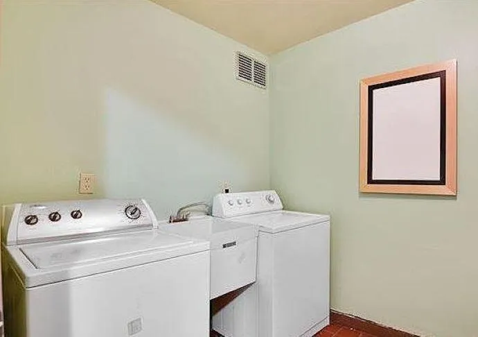 Photo 26 of 4400 Upton S Avenue Unit 101