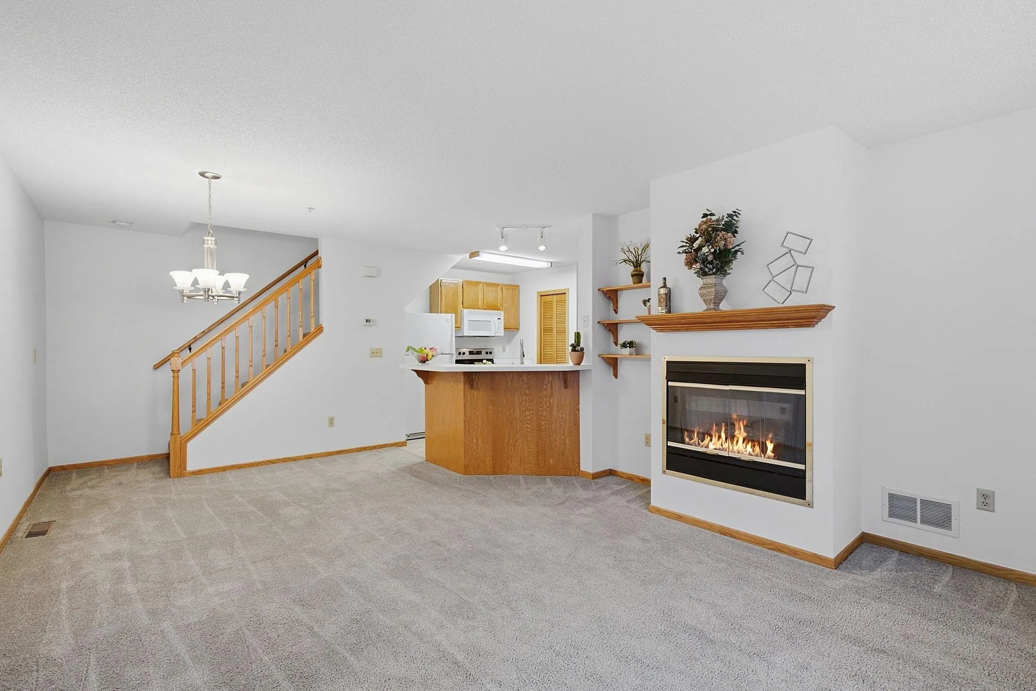 Photo 4 of 2210 Ranchview N Lane Unit 121