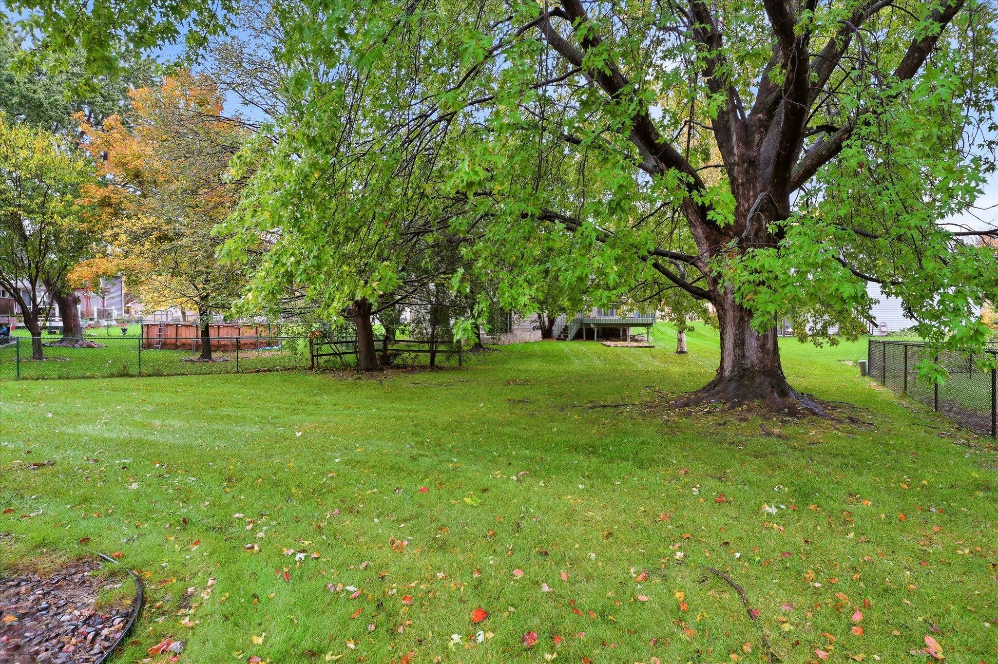 Photo 53 of 9213 Queens Gardens