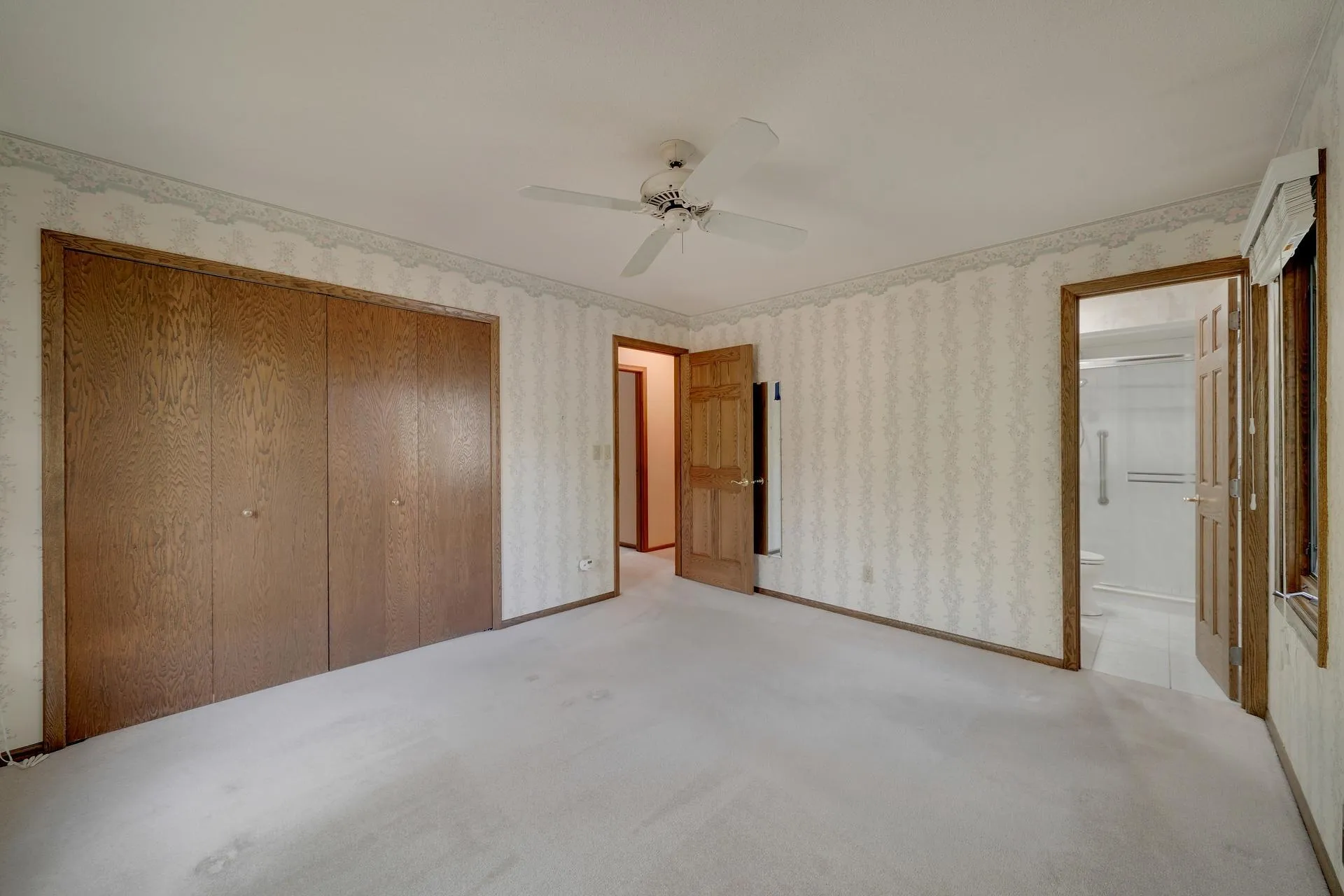 Photo 13 of 9716 Oxborough Road