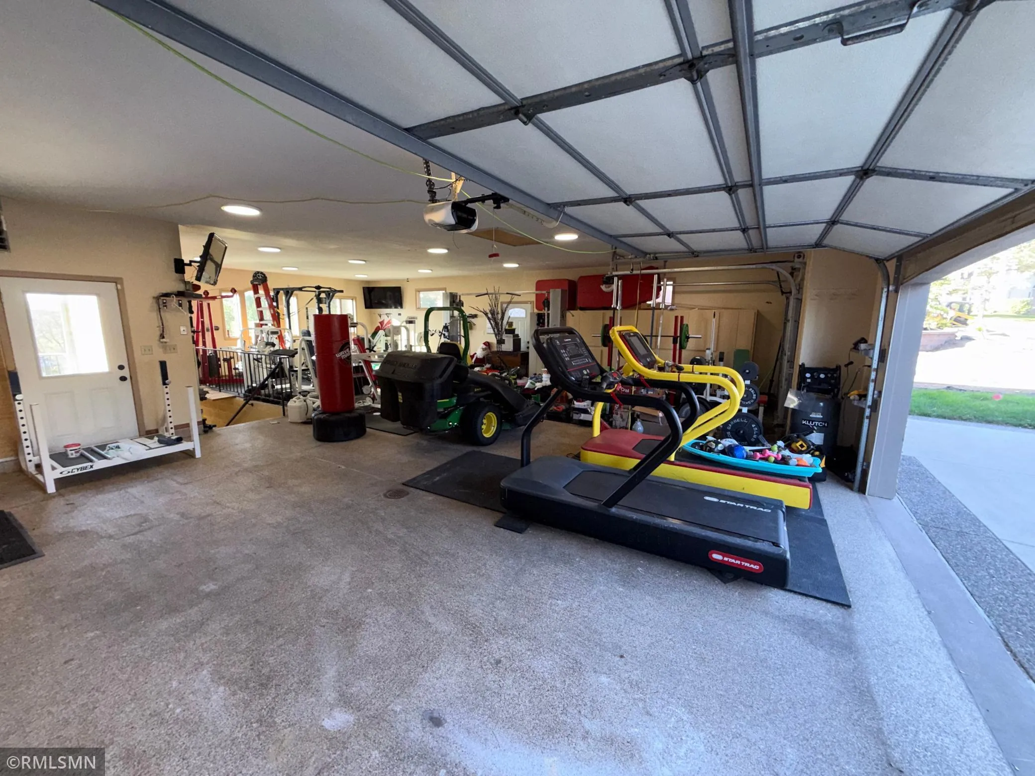 Photo 91 of 9405 Wedgewood Drive