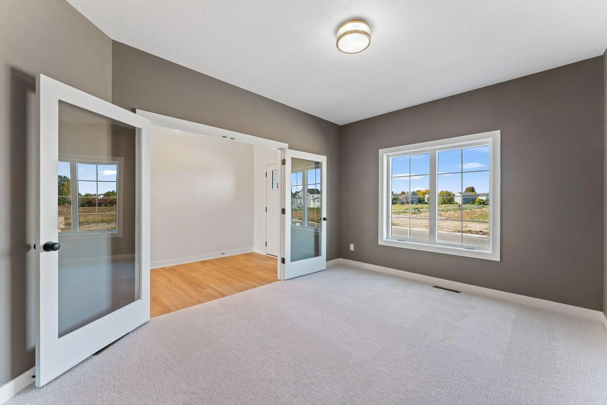 Photo 8 of 2031 Avon Lane