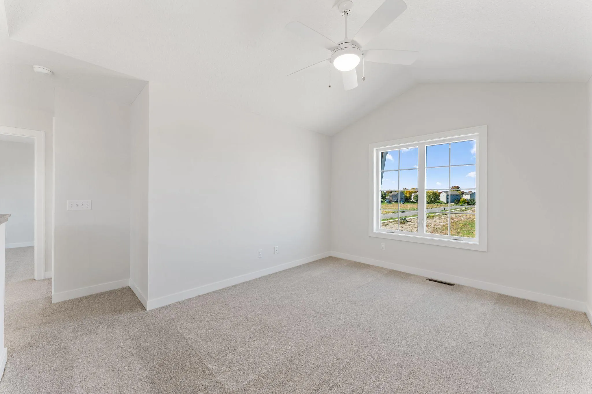 Photo 11 of 2031 Avon Lane