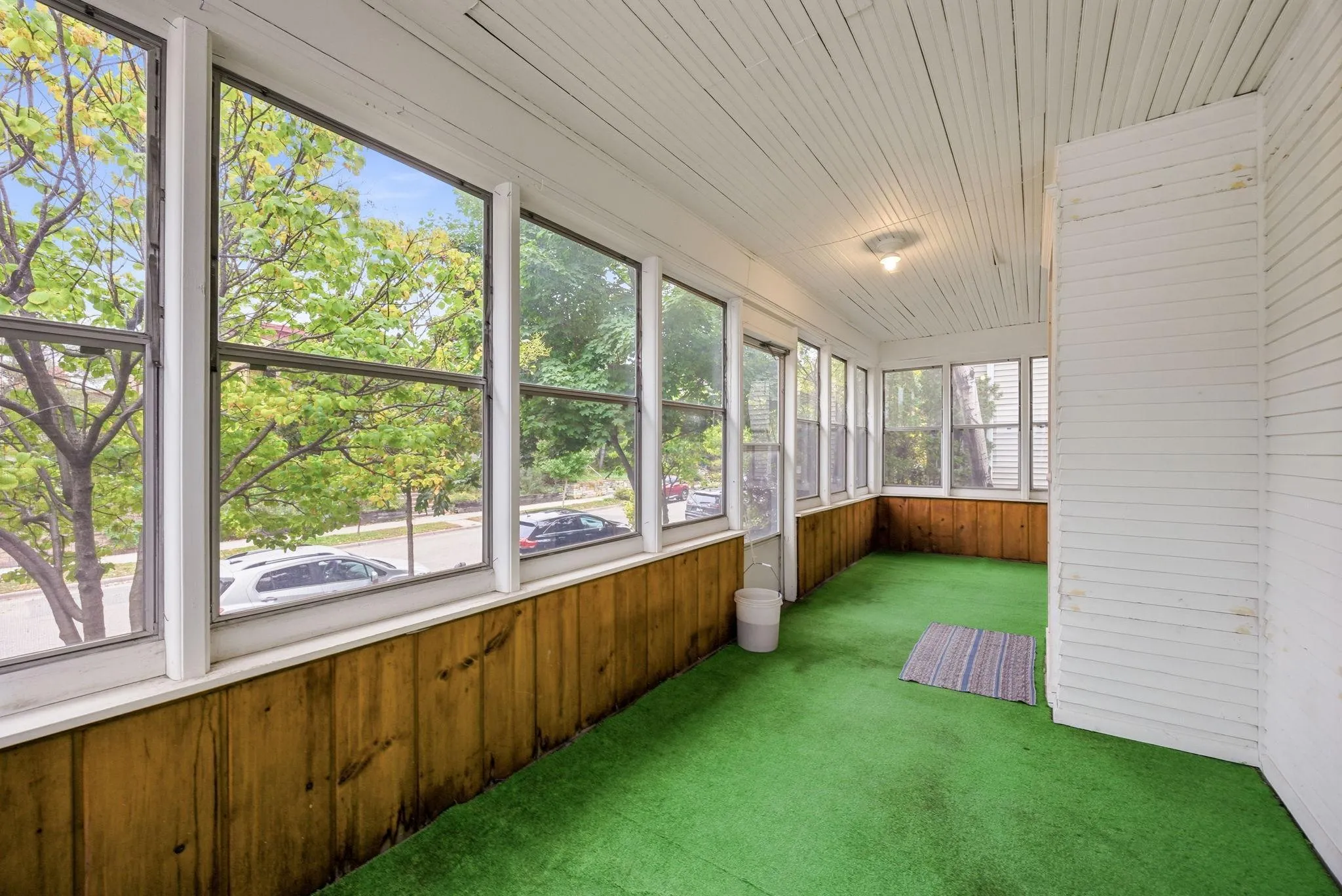 Photo 10 of 2636 Aldrich S Avenue