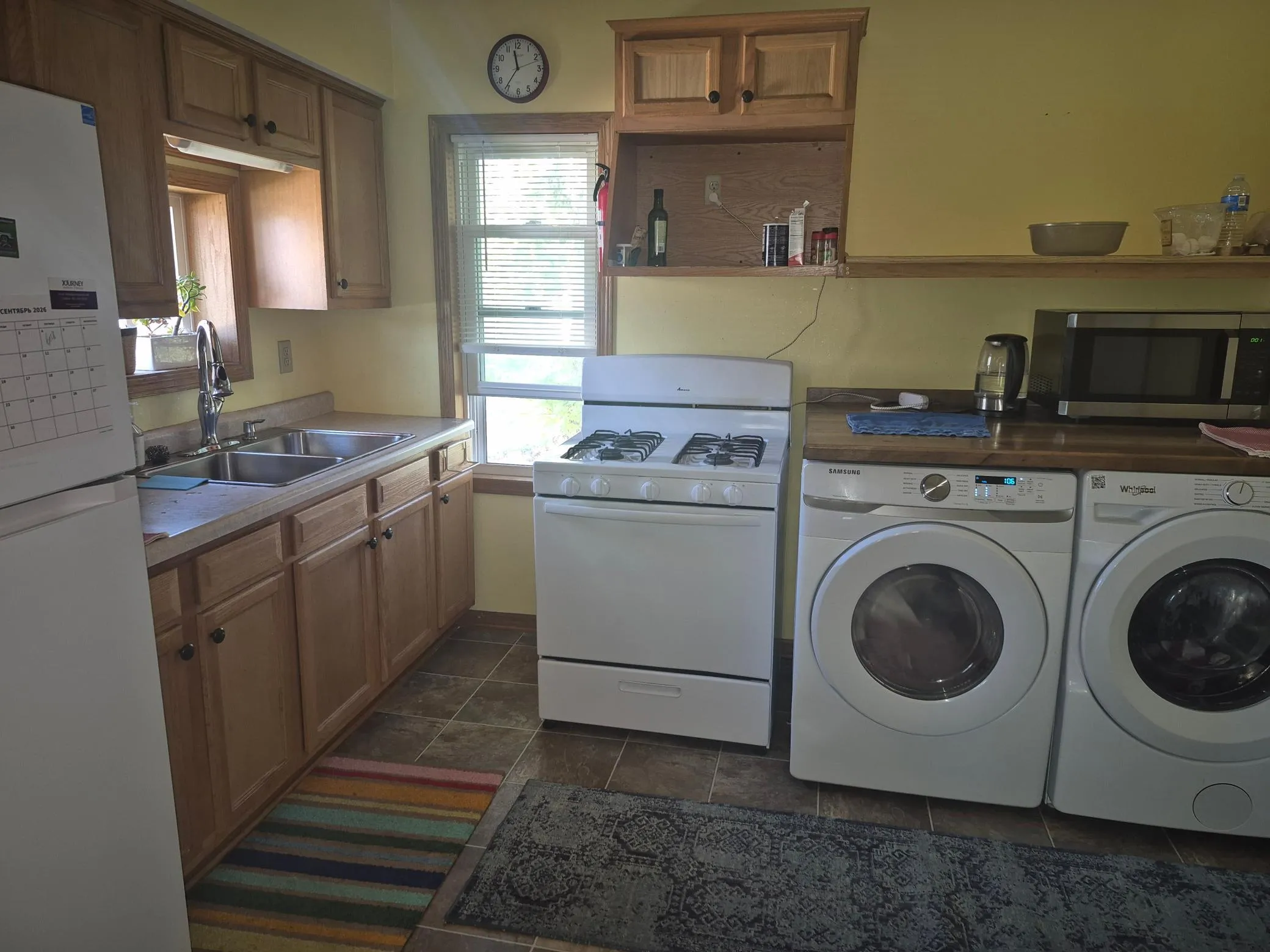 Photo 4 of 2059 2nd Street