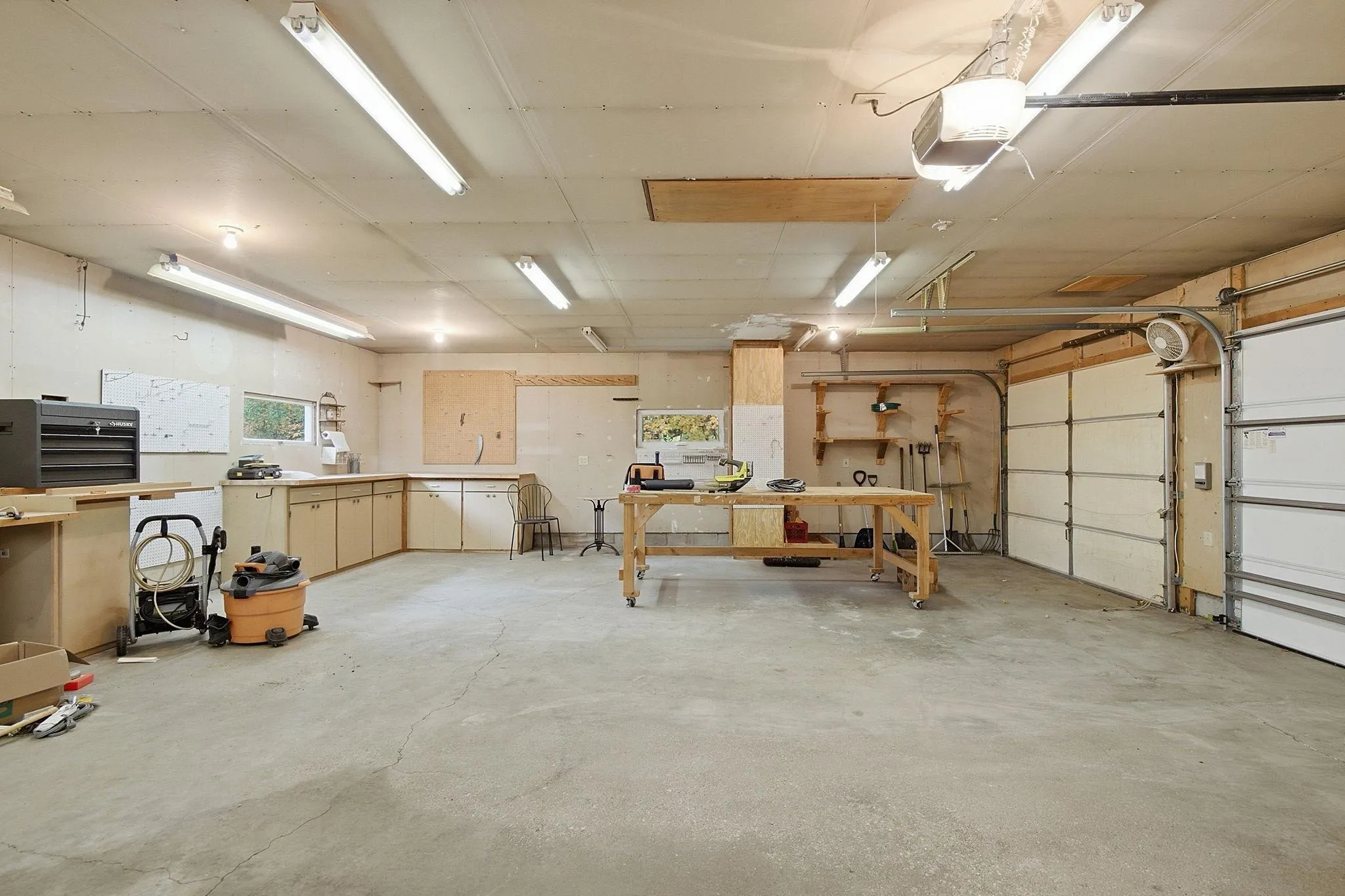 Photo 7 of 5530 Wedgewood Drive