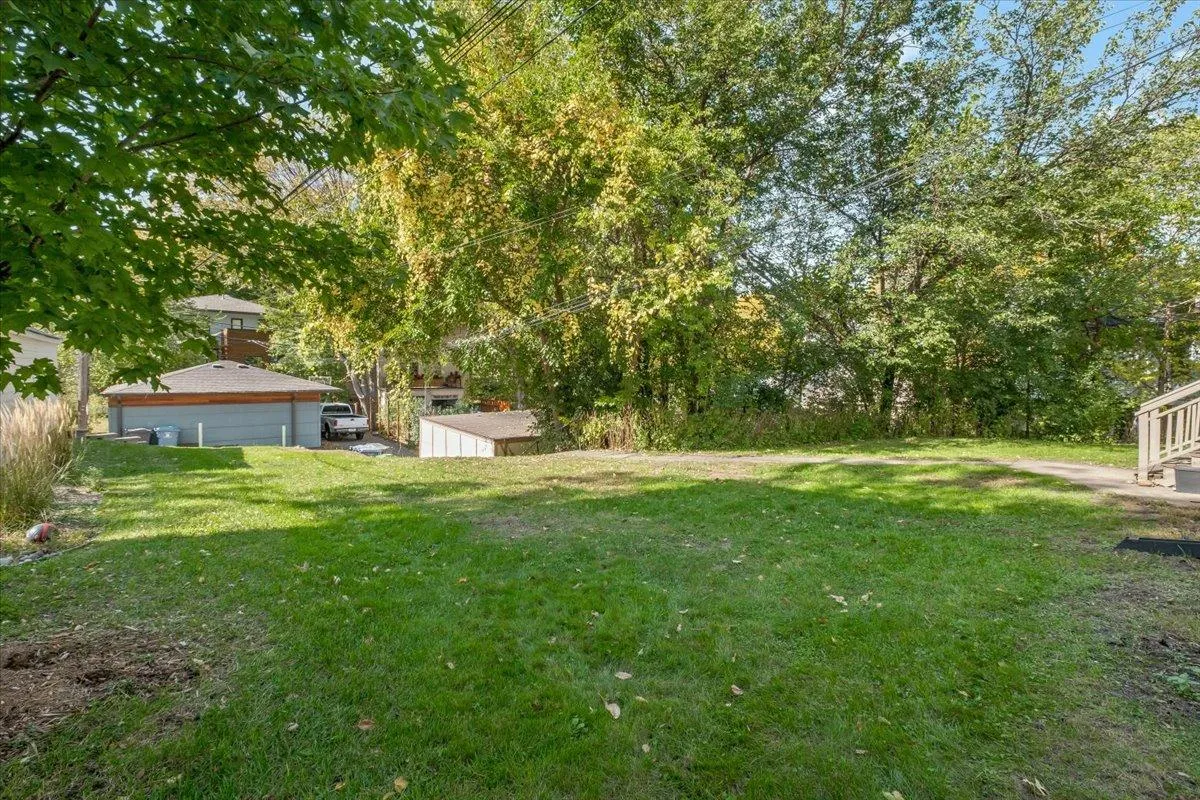 Photo 18 of 3624 Colfax S Avenue Unit 101