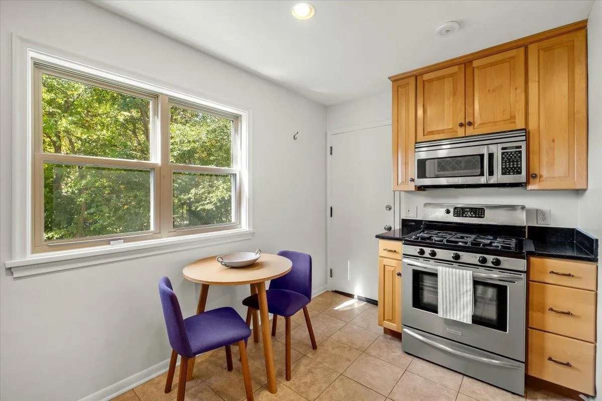 Photo 9 of 3624 Colfax S Avenue Unit 101