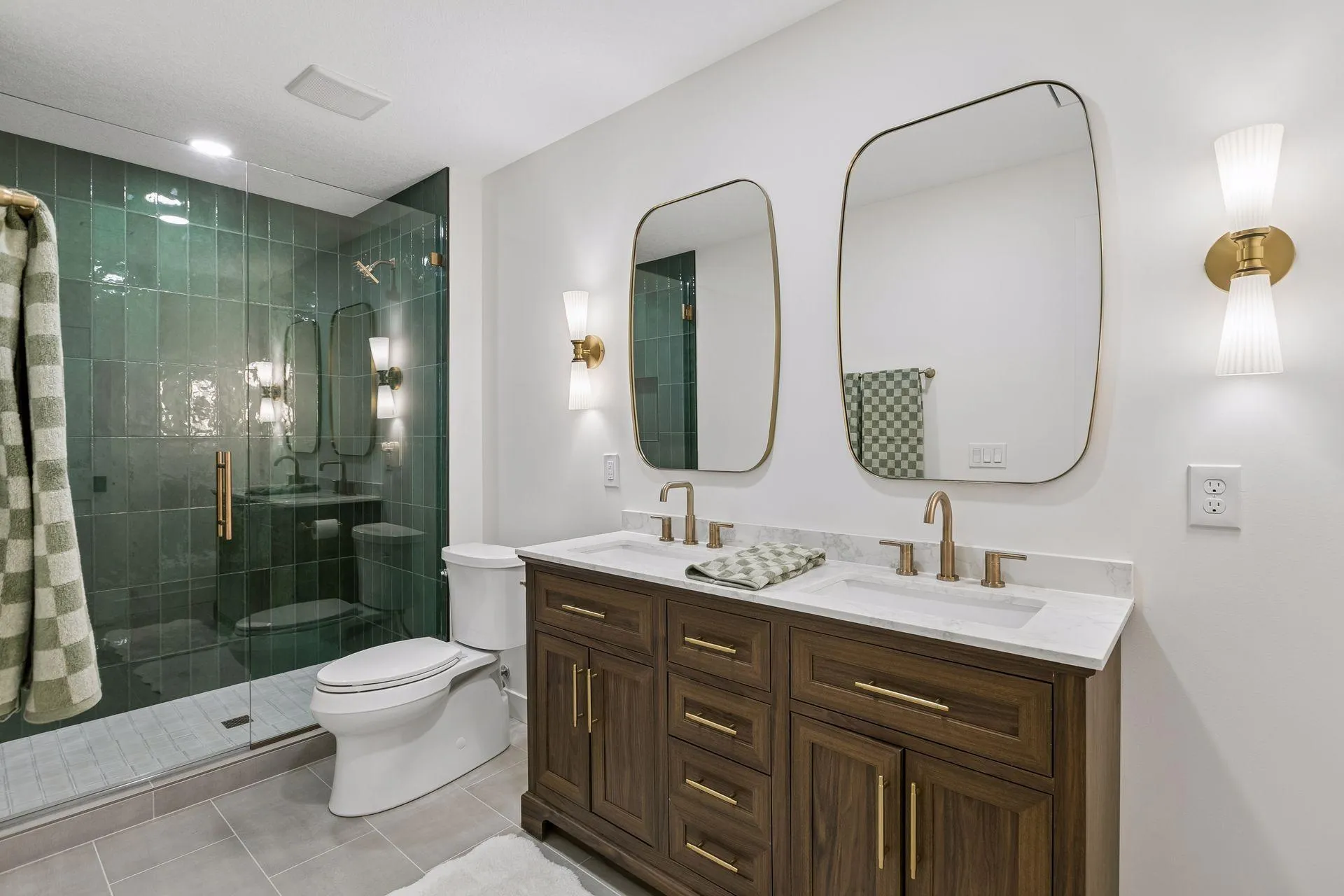 Photo 47 of 5124 Zenith S Avenue