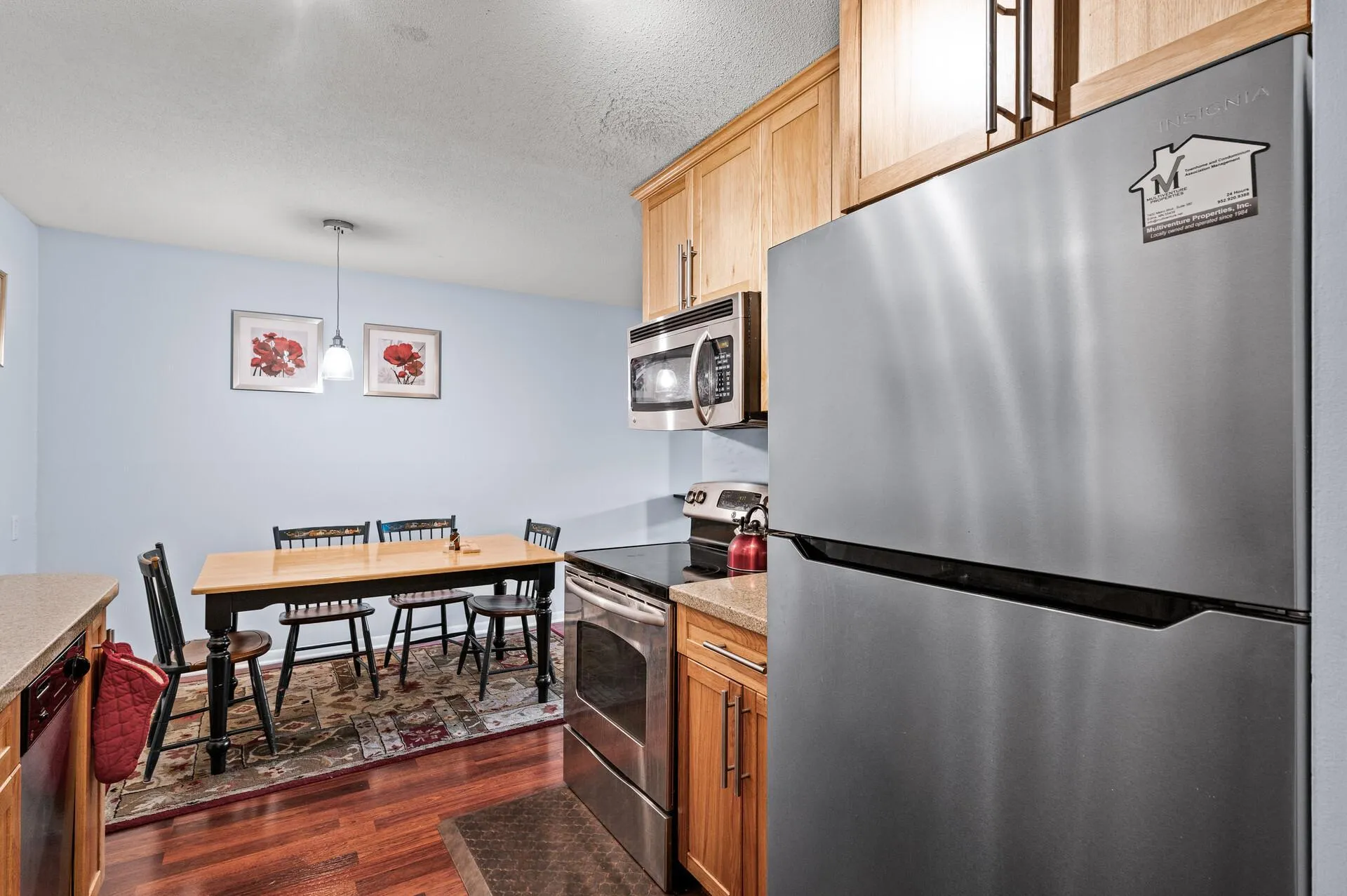 Photo 13 of 1901 Emerson S Avenue Unit 303