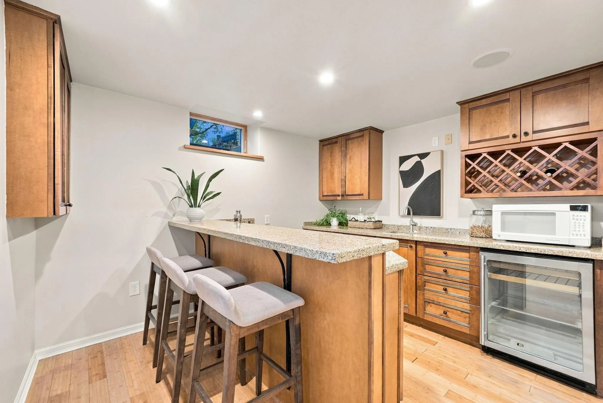 Photo 41 of 2708 Ewing S Avenue