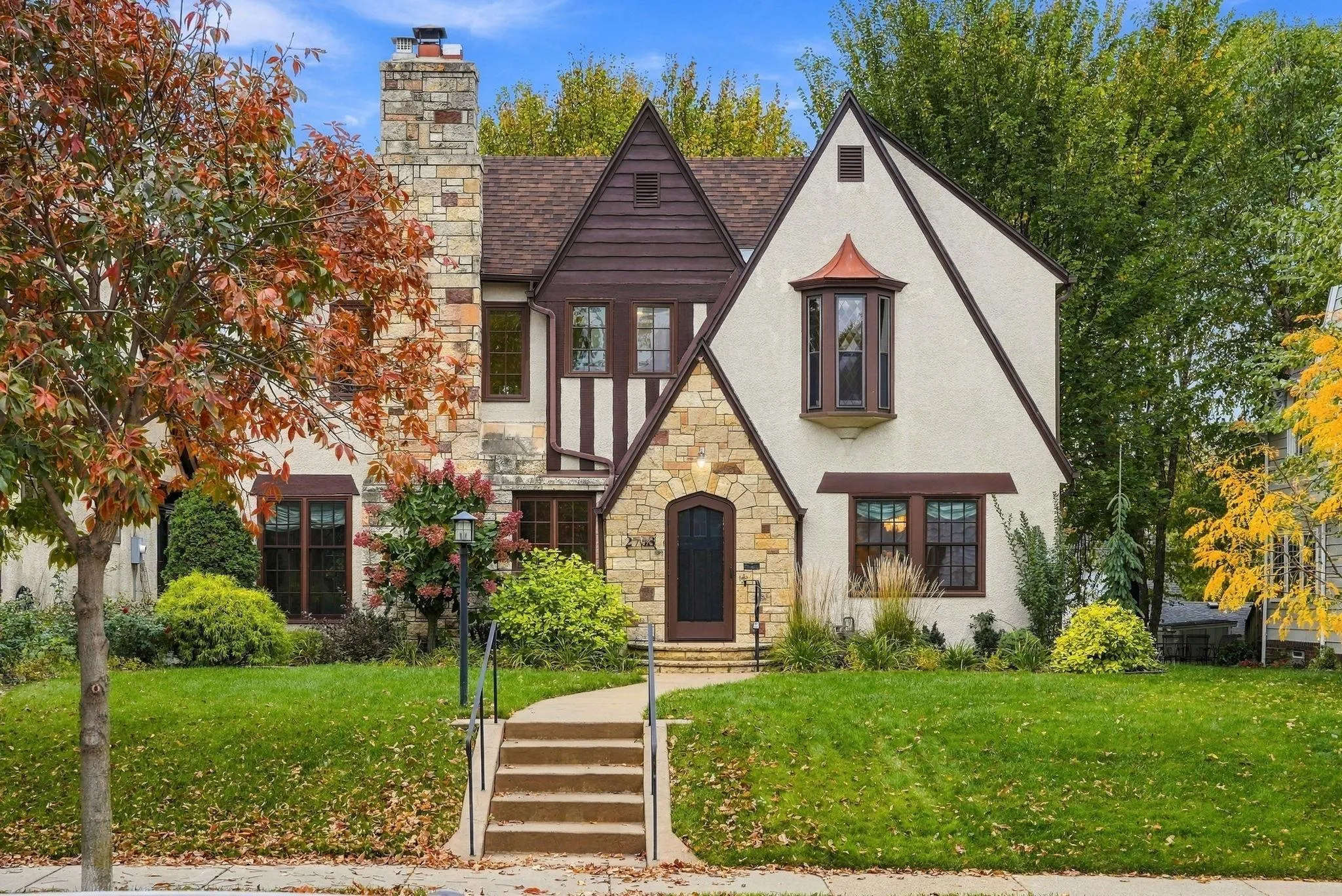 Photo 51 of 2708 Ewing S Avenue