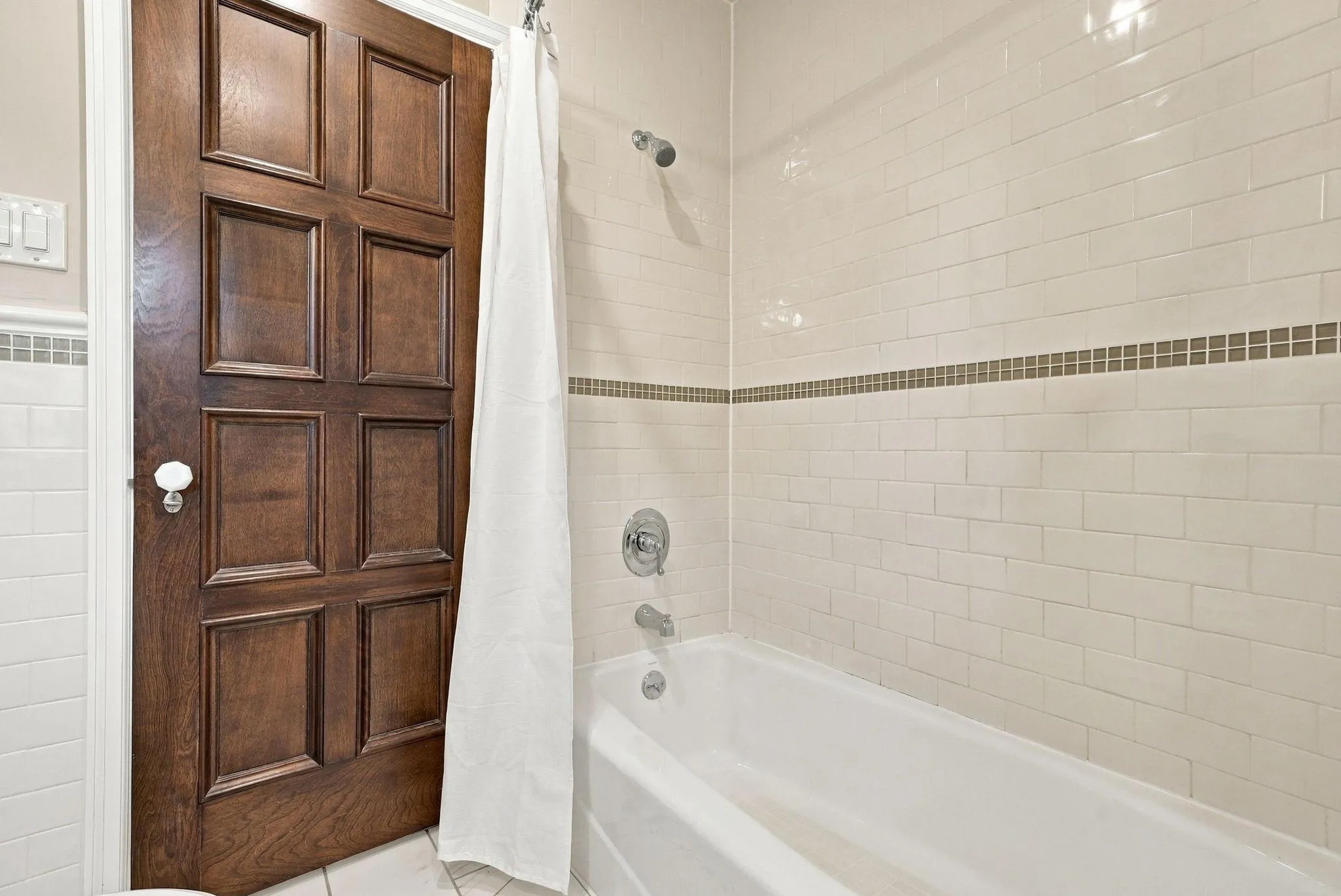 Photo 31 of 2708 Ewing S Avenue