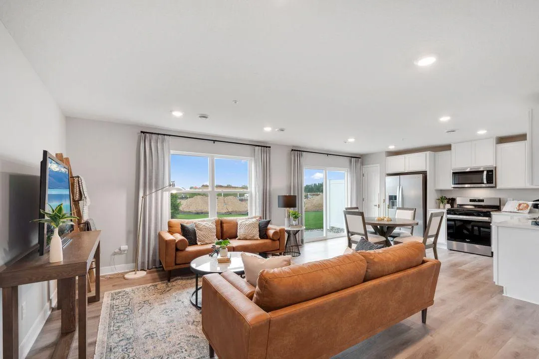 Photo 5 of 704 Waterleaf Way