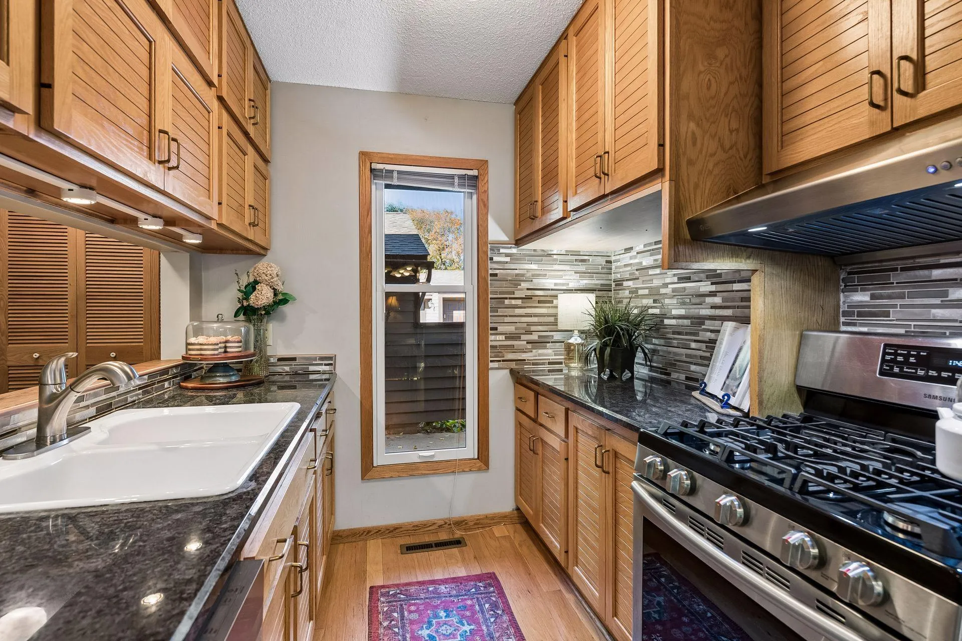 Photo 4 of 234 8th Se Street