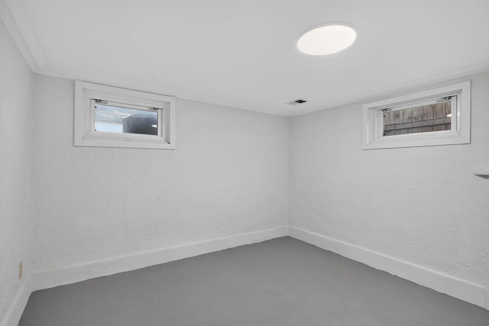Photo 13 of 4544 Portland Avenue