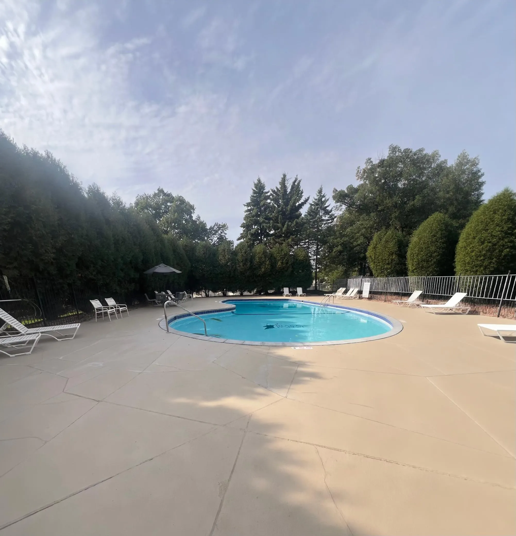 Photo 11 of 1601 N Innsbruck Drive Unit 109