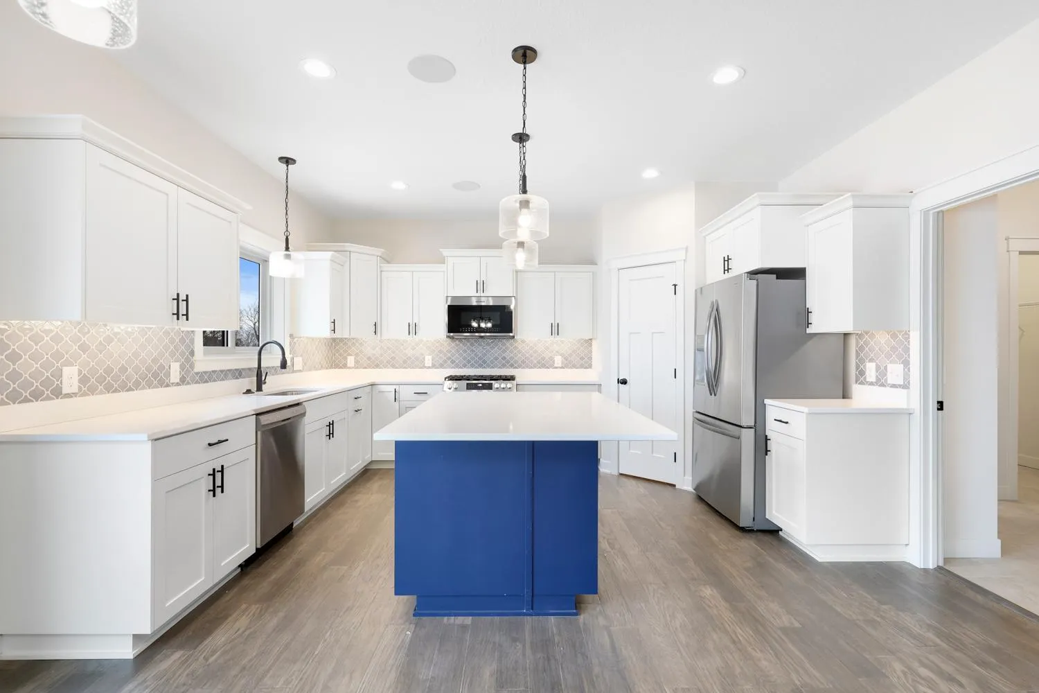 Photo 8 of 13702 Arrowhead Way