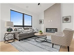 Photo 5 of 1589 Spruce Street