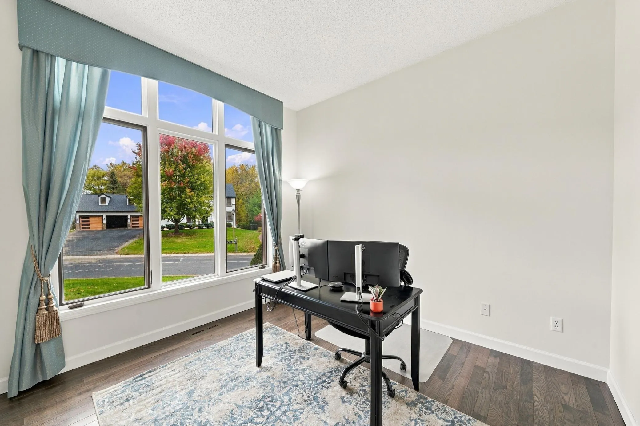Photo 14 of 4143 Cashell Glen